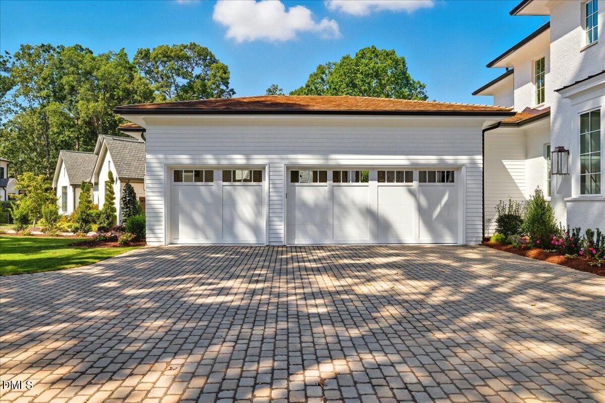 1216 Barcroft Place