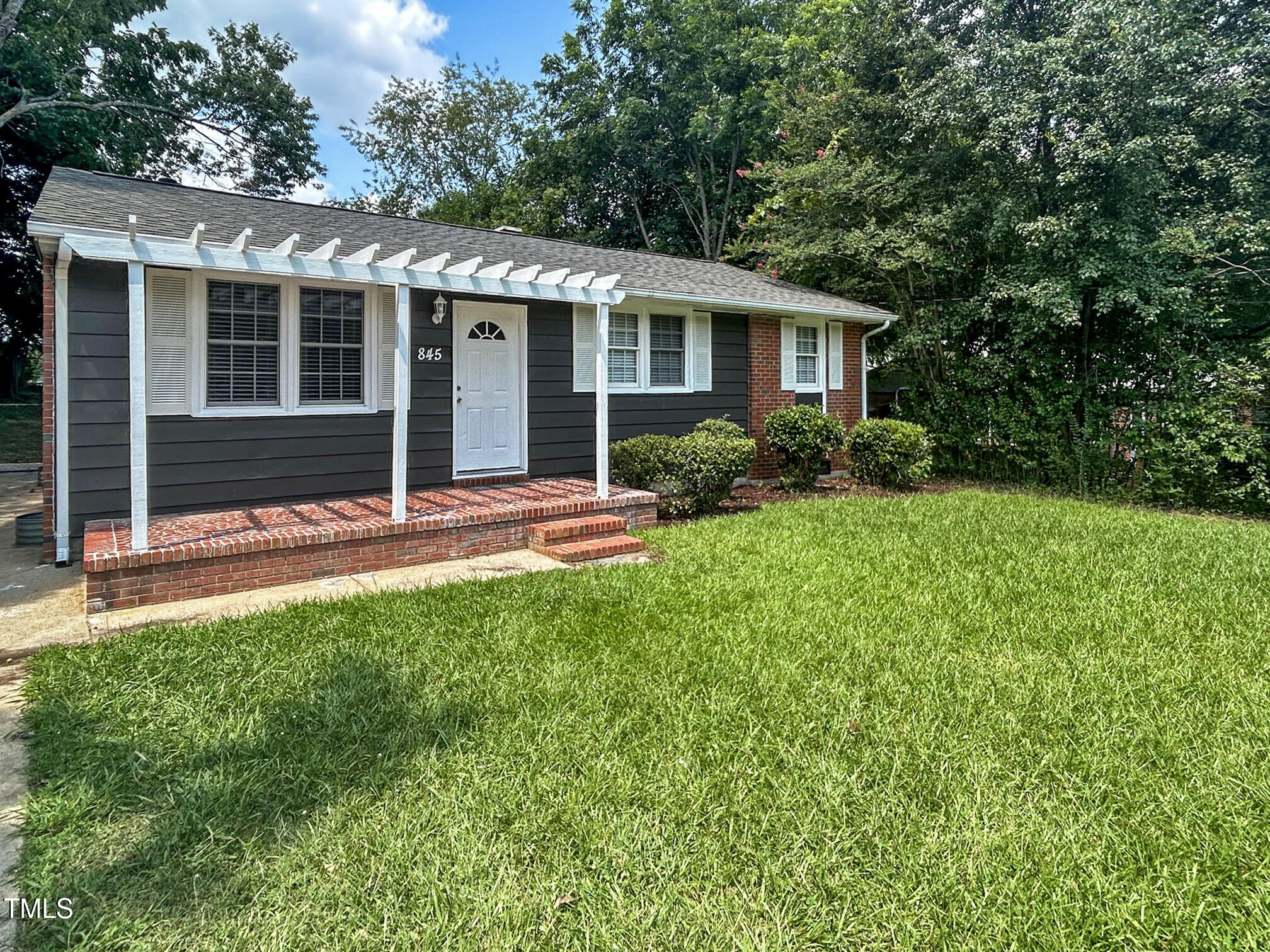 845 Newcombe Road