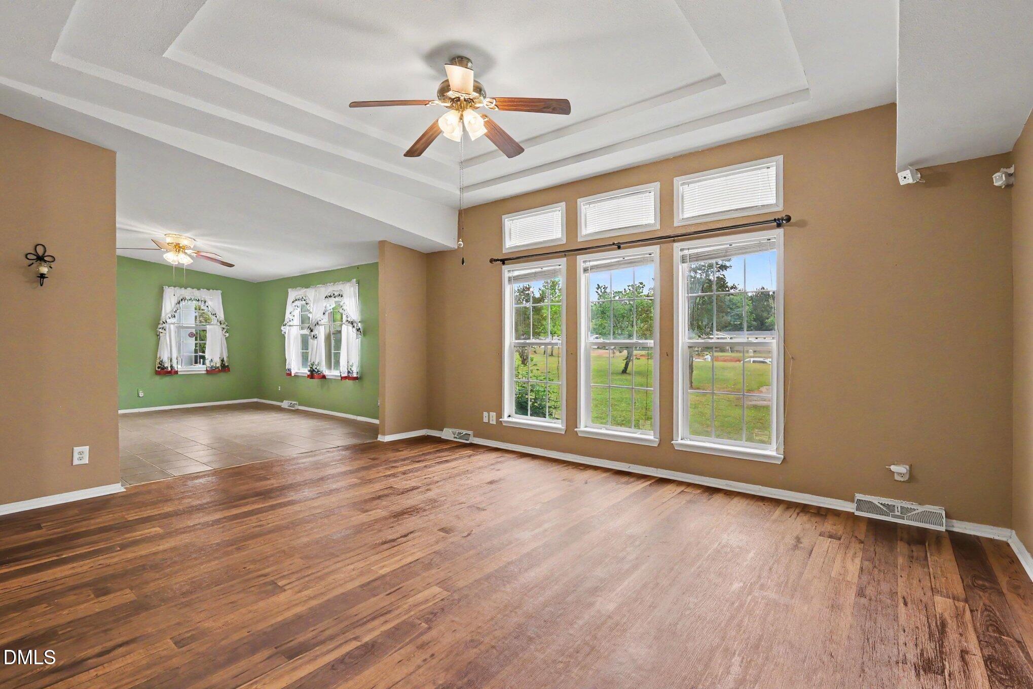 256 Yellow Belle Court