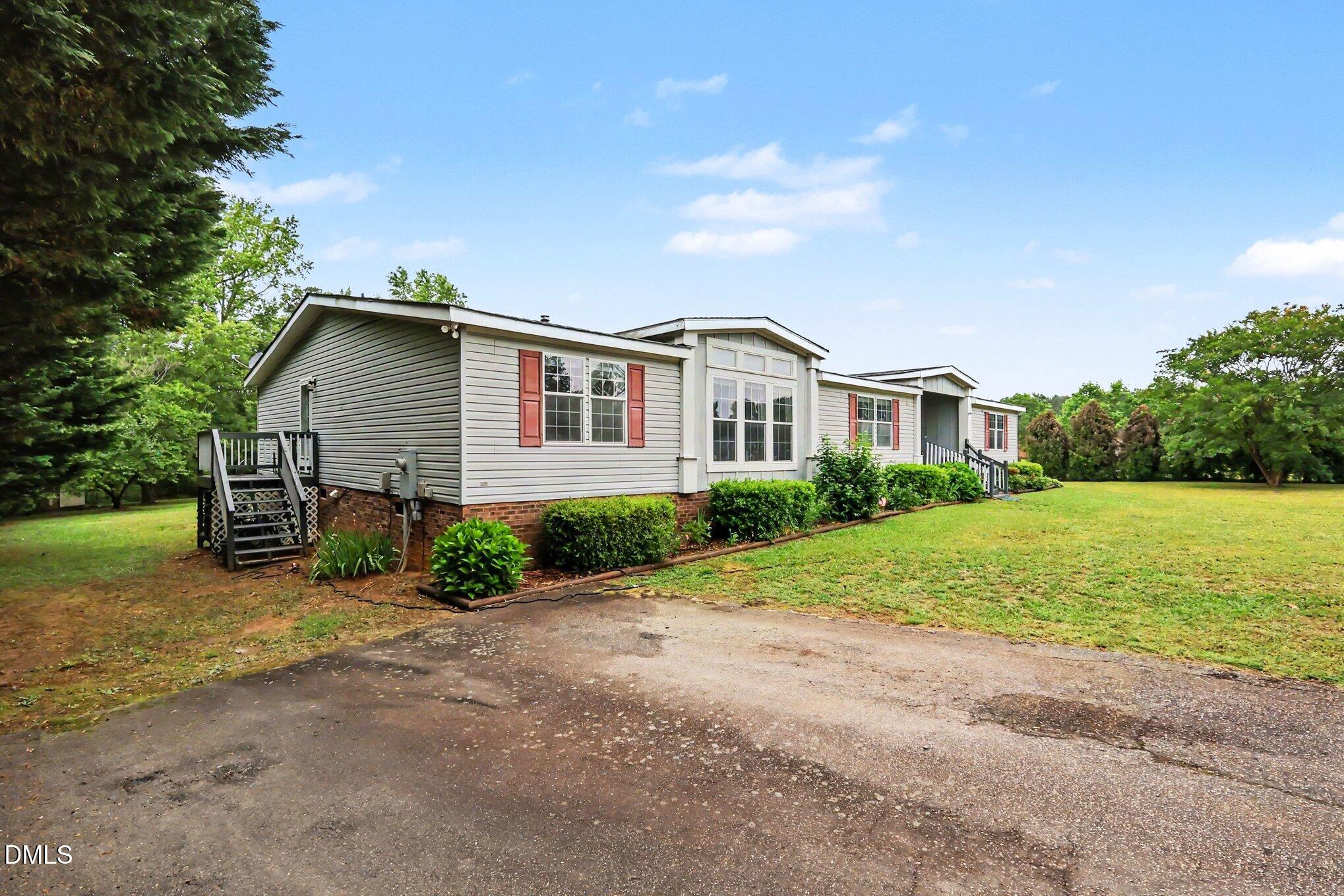256 Yellow Belle Court
