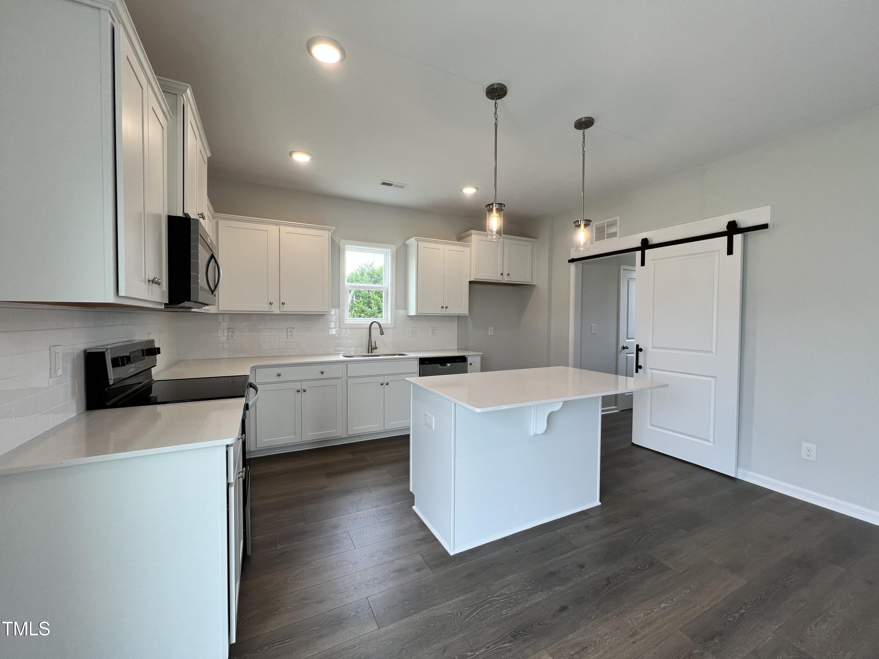 40 Longbow Drive