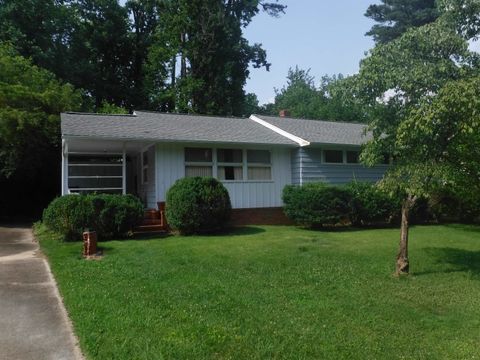 3418 Leonard Street Raleigh NC 27607