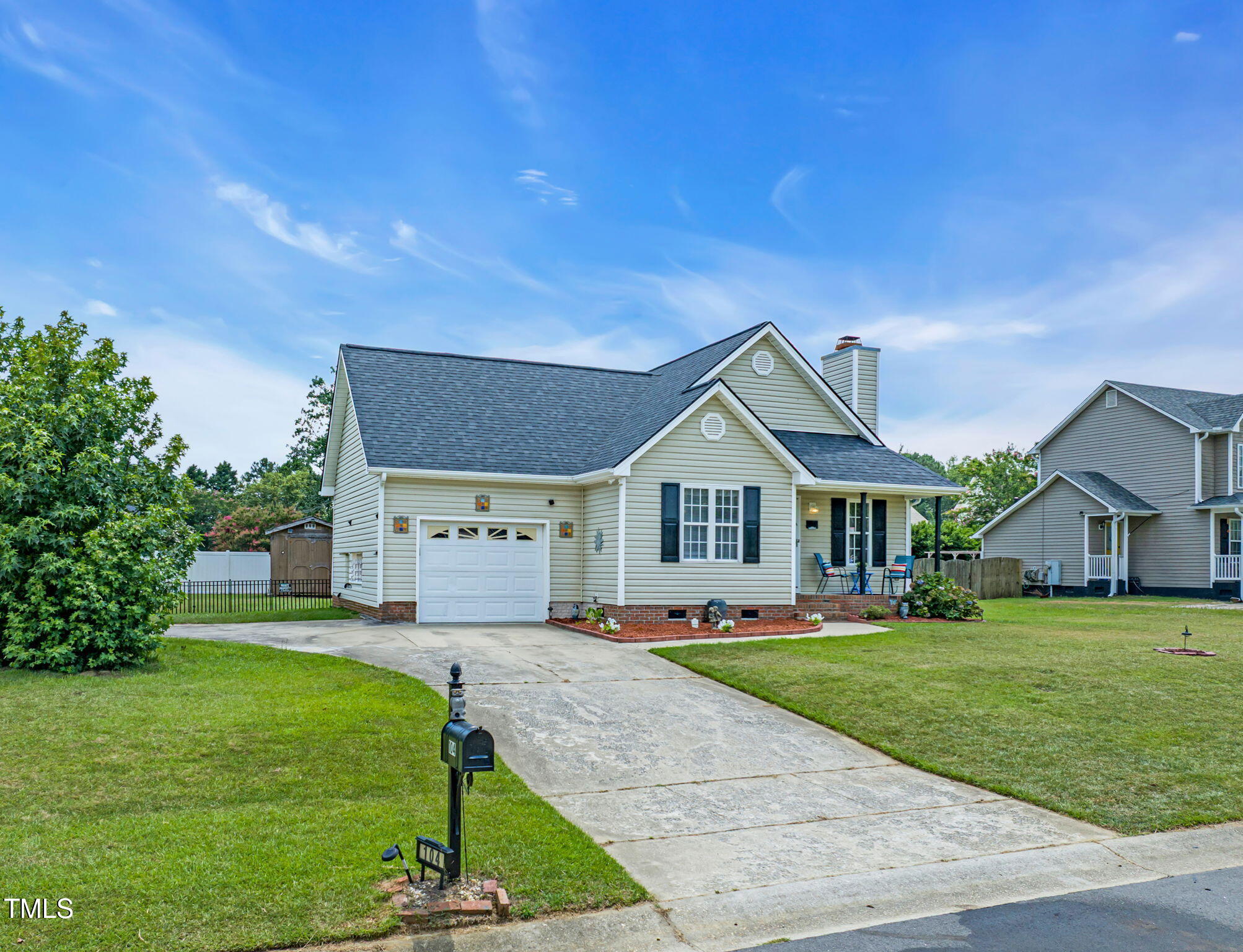104 Roscommon Lane
