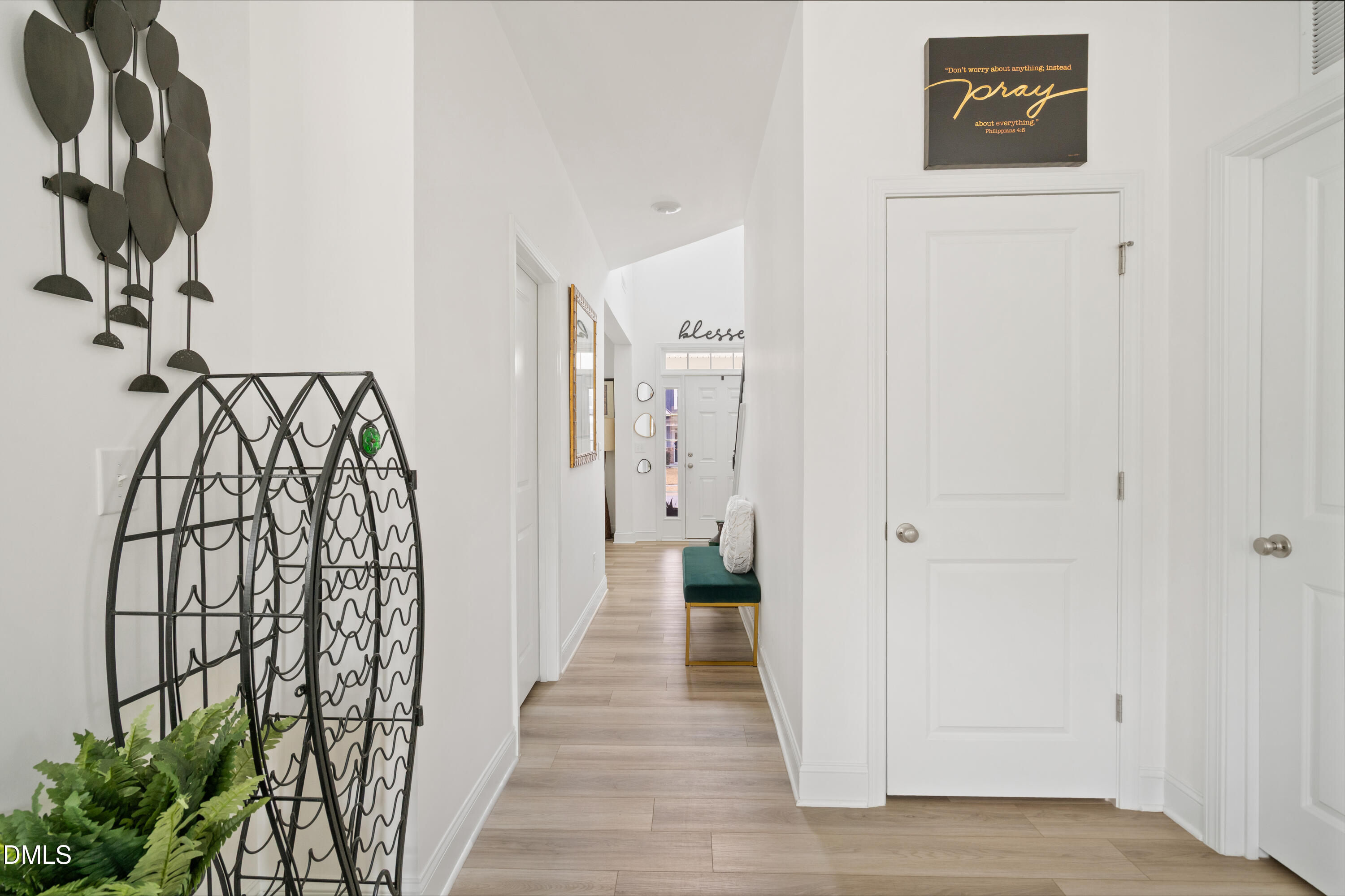 25 Shining Amber Way