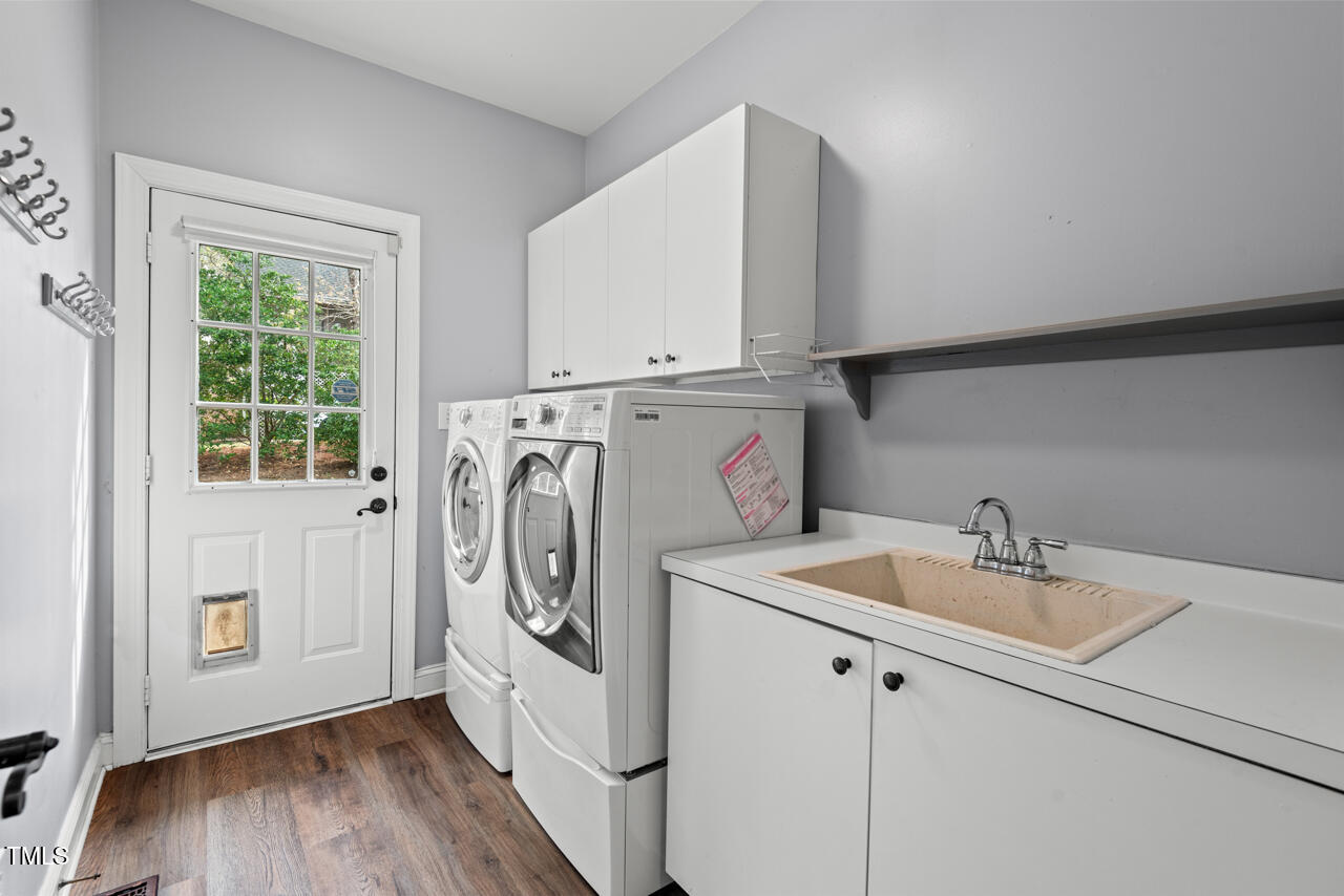 Raleigh, North Carolina 27613, United States, 4 Bedrooms Bedrooms, ,4 BathroomsBathrooms,Residential,Active,106943