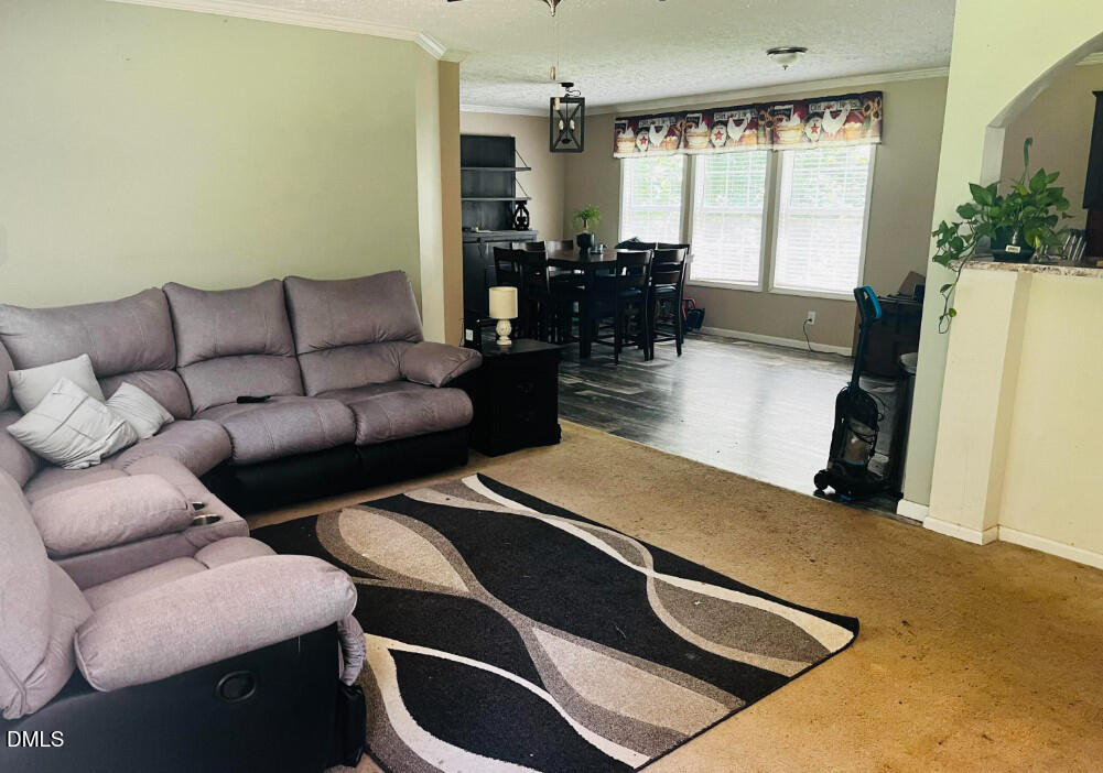 5586 Shelton Creek Drive