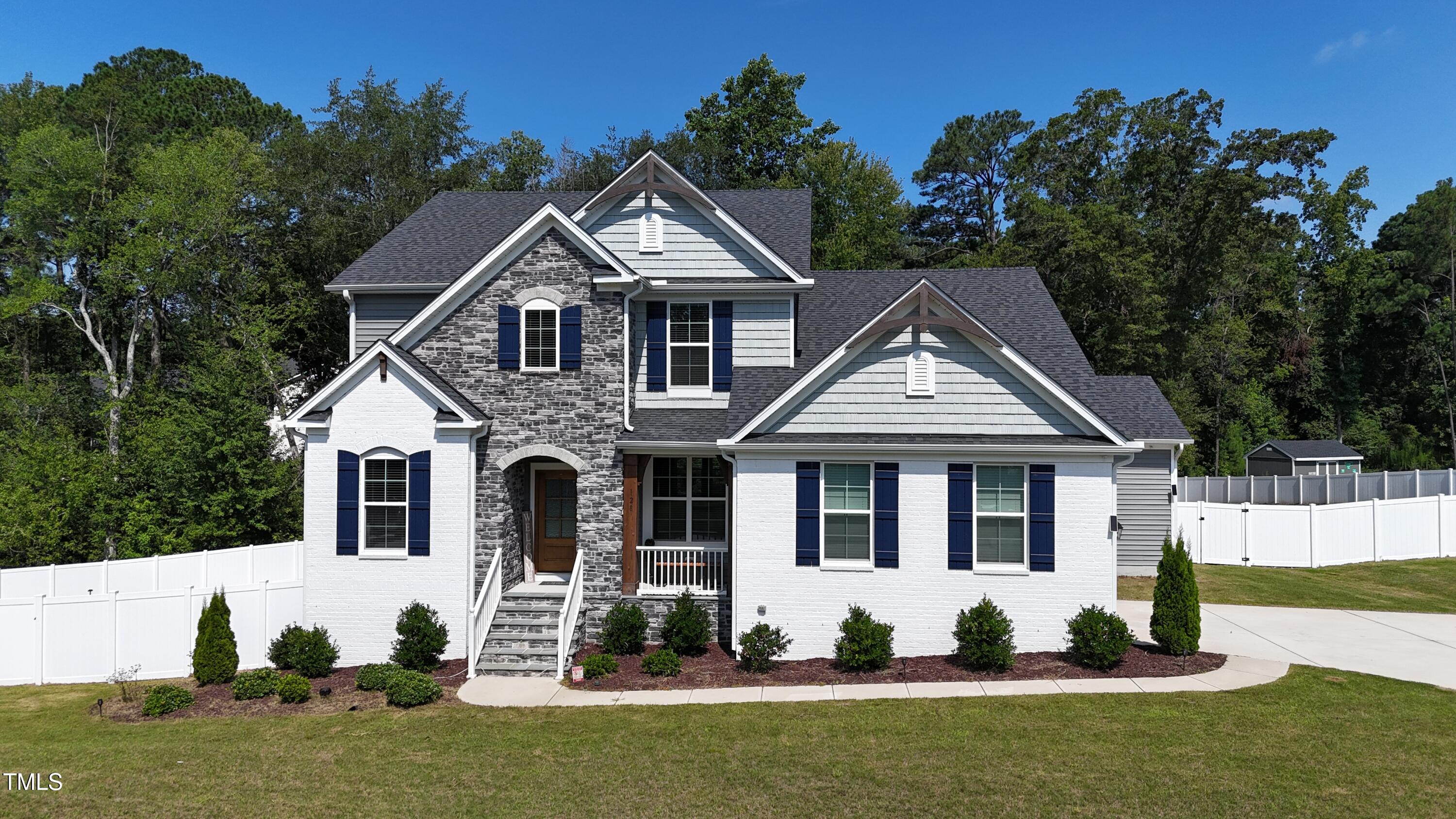 128 S Clearbrook Court
