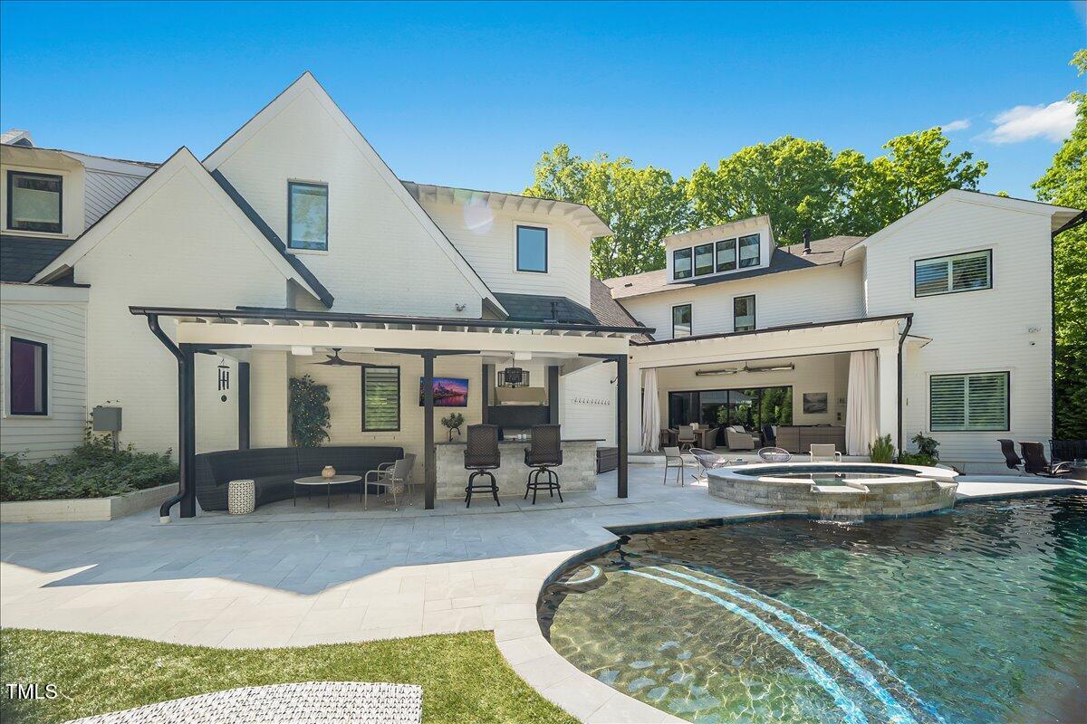 1208 Hunting Ridge Road