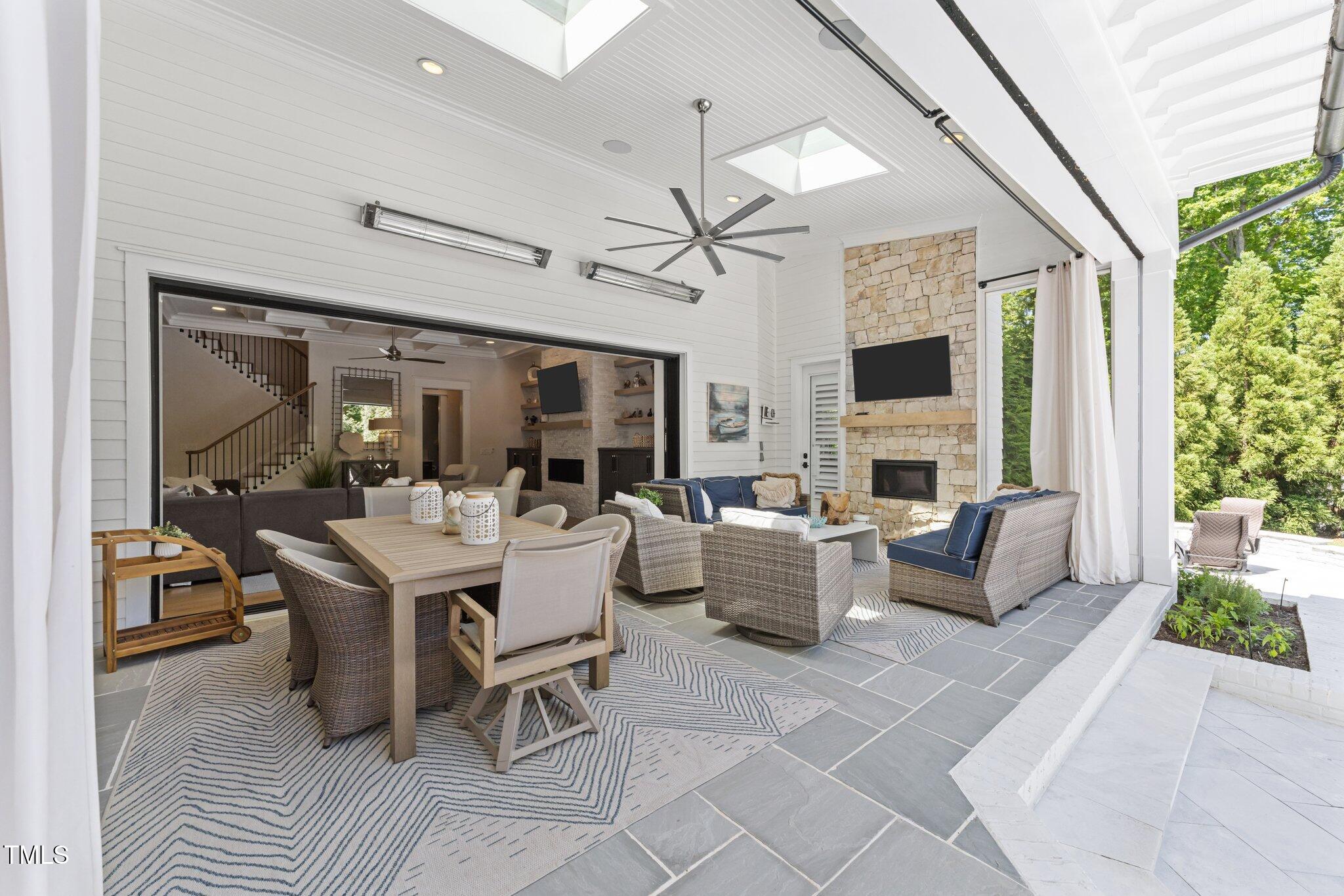 1208 Hunting Ridge Road