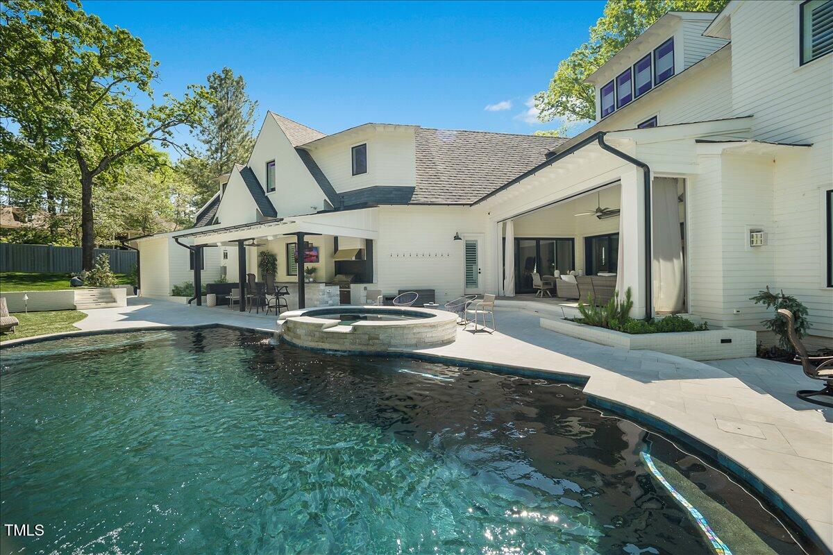 1208 Hunting Ridge Road