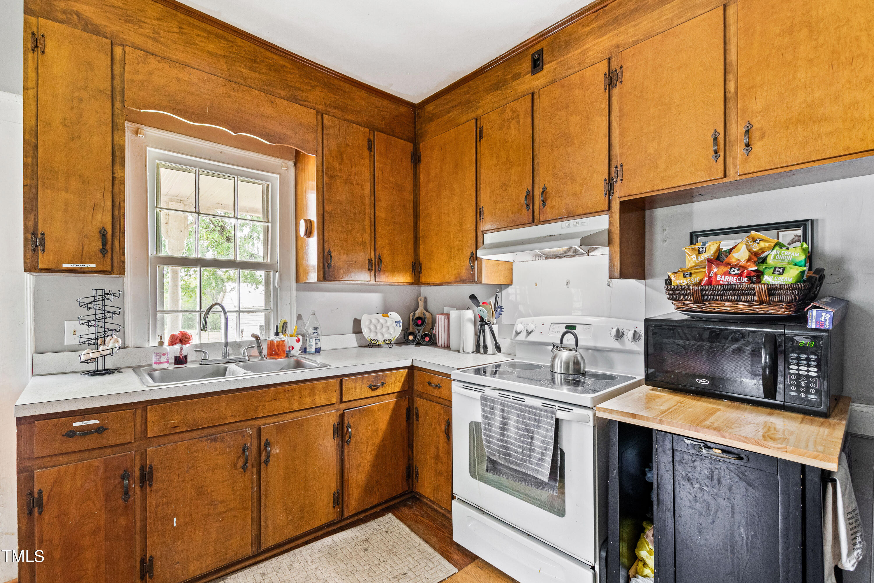 Zebulon, North Carolina 27597, United States, 3 Bedrooms Bedrooms, ,2 BathroomsBathrooms,Residential,Active,48242