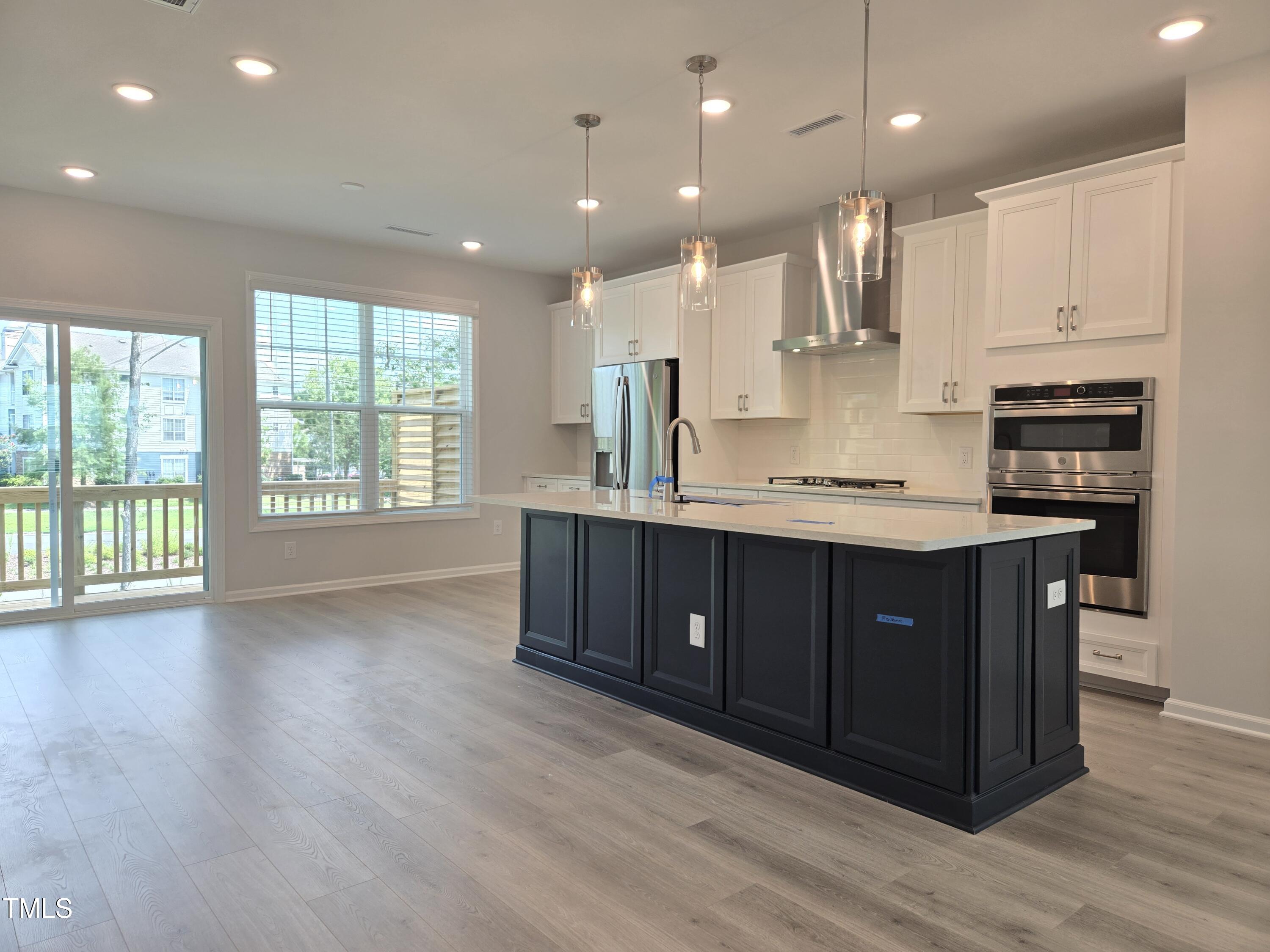5016 Jowettes Walk Drive 19