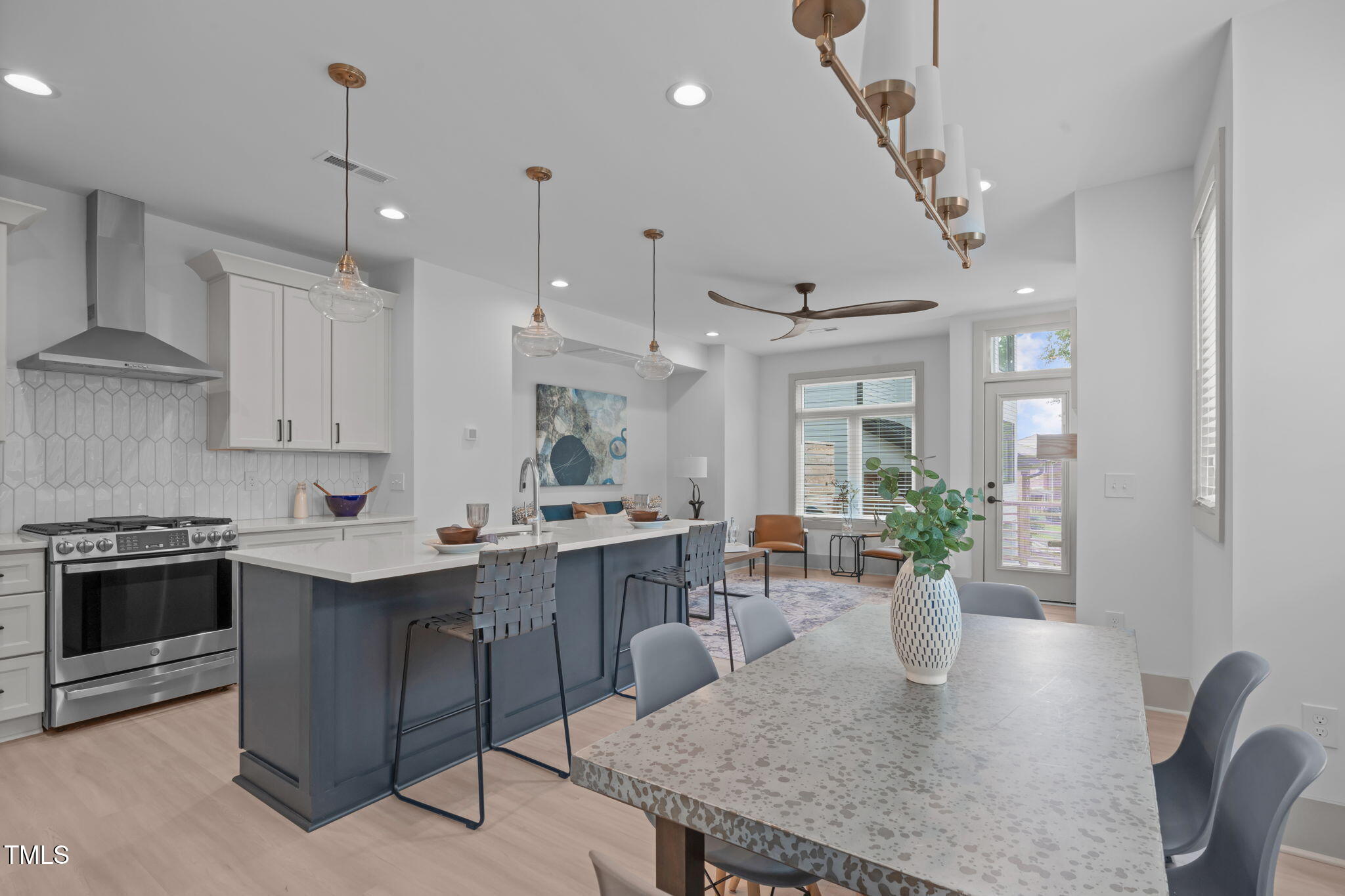 1105 Glascock Street 101 & 102