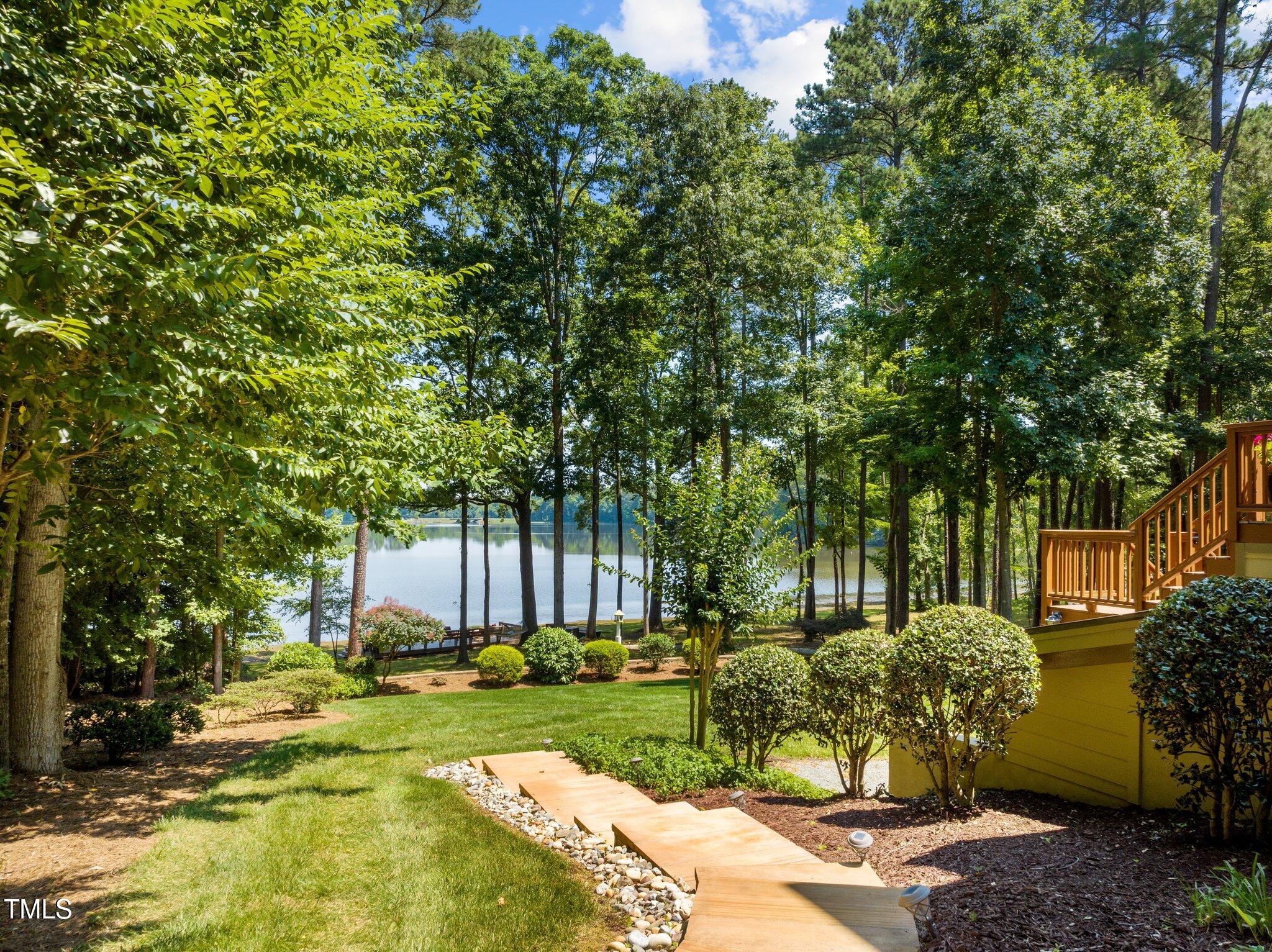 901 Edgewater Drive