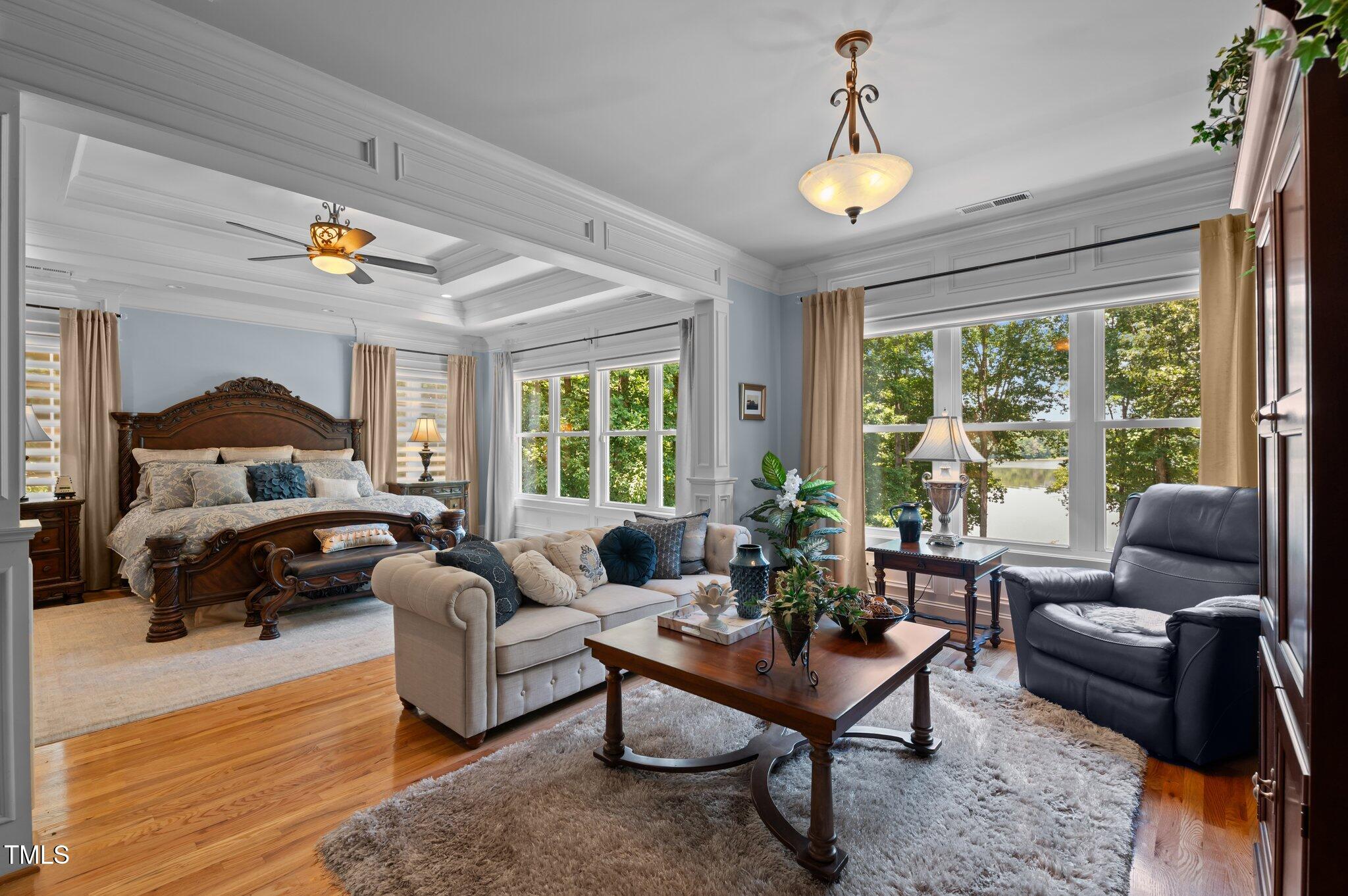 901 Edgewater Drive