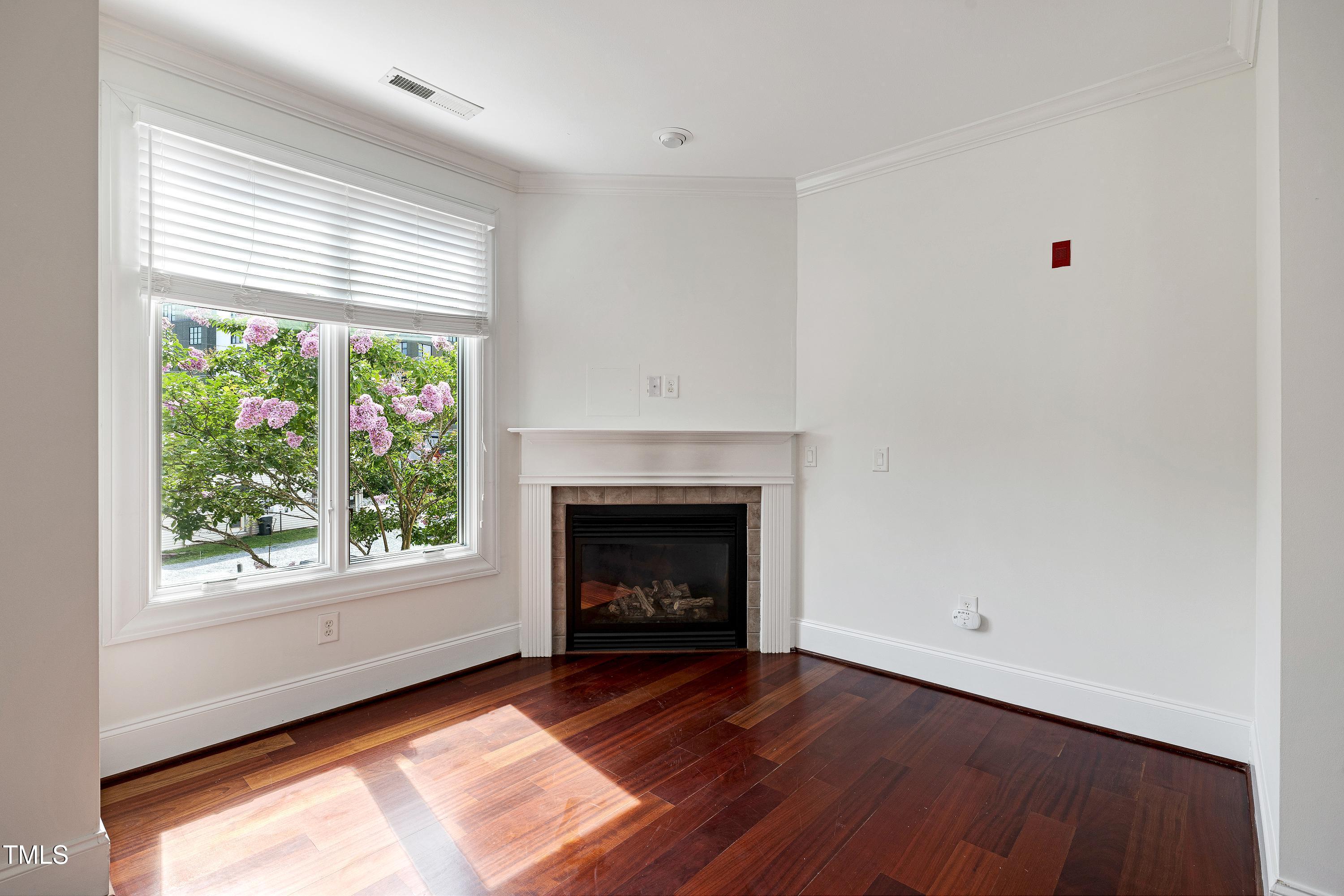 400 W Rosemary Street Unit 114