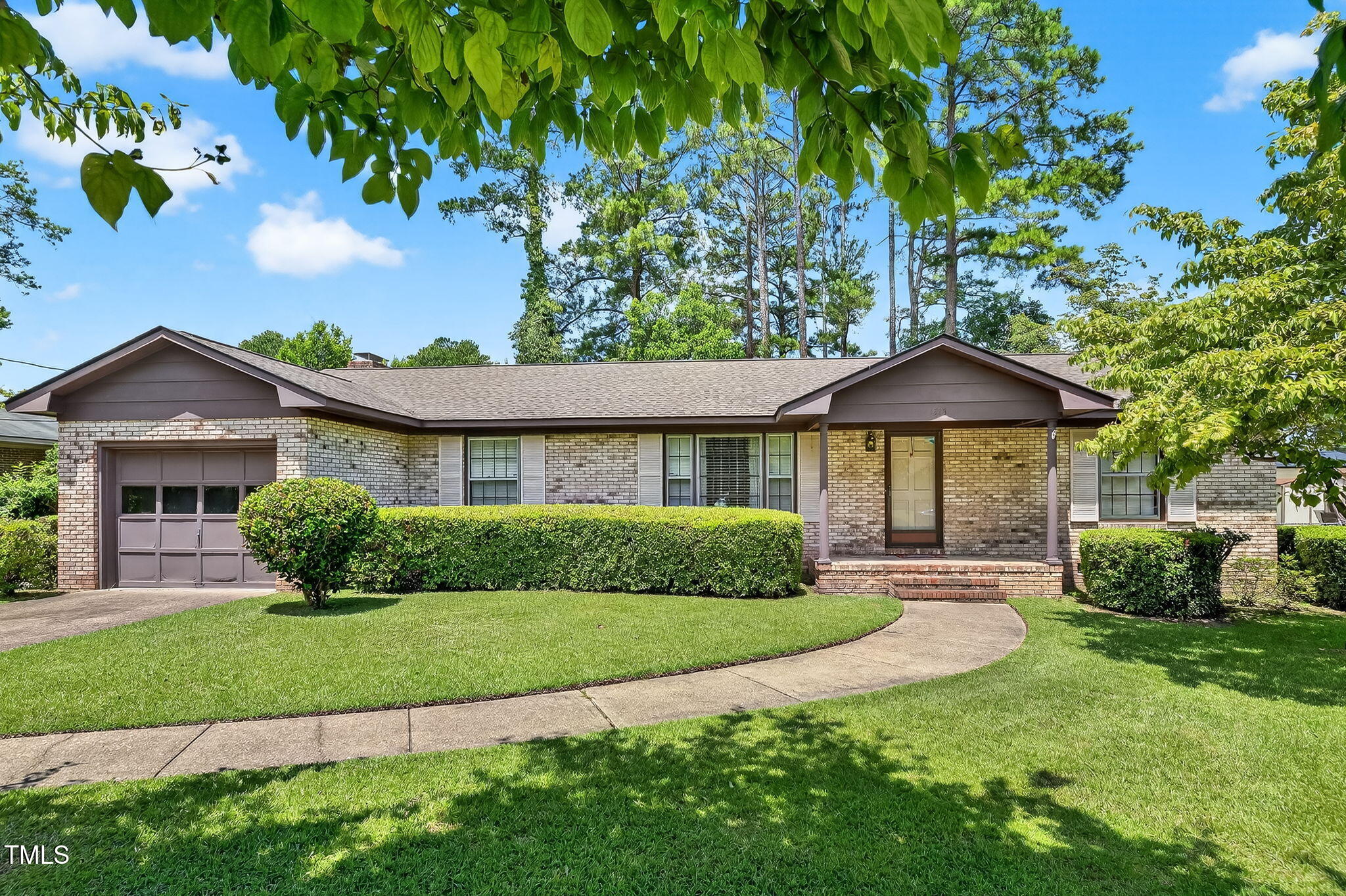 1515 Nicklaus Drive