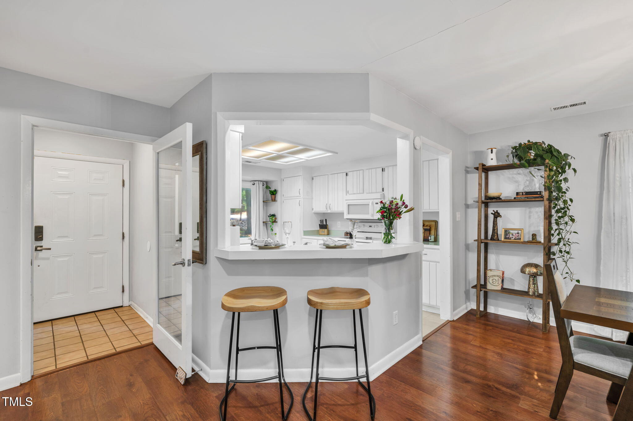 4401 Shadetree Court