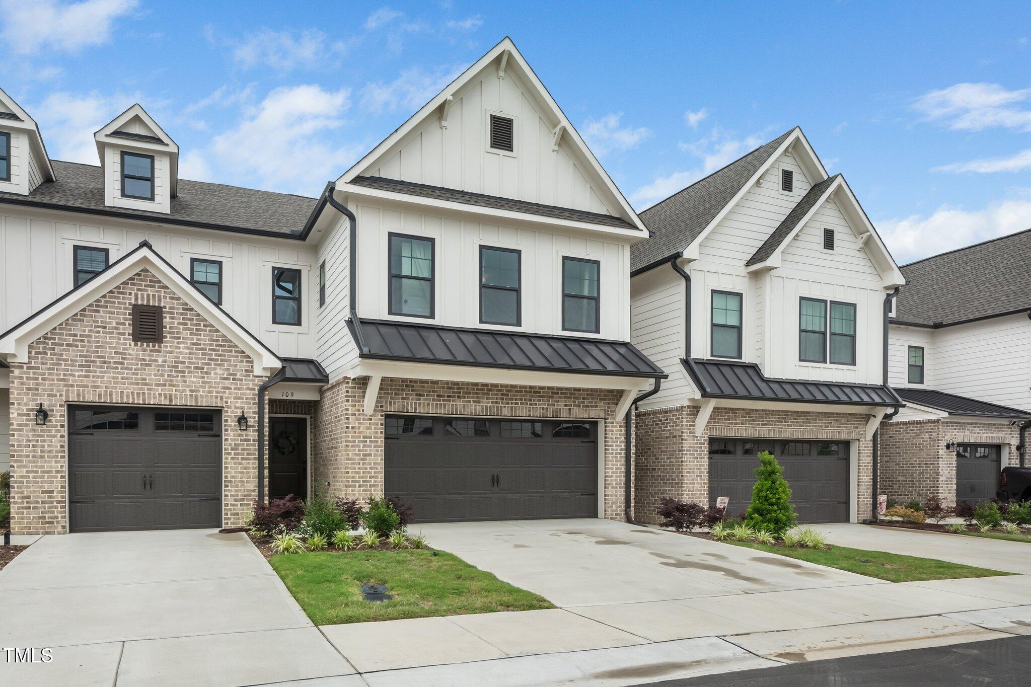 109 Periwinkle Place