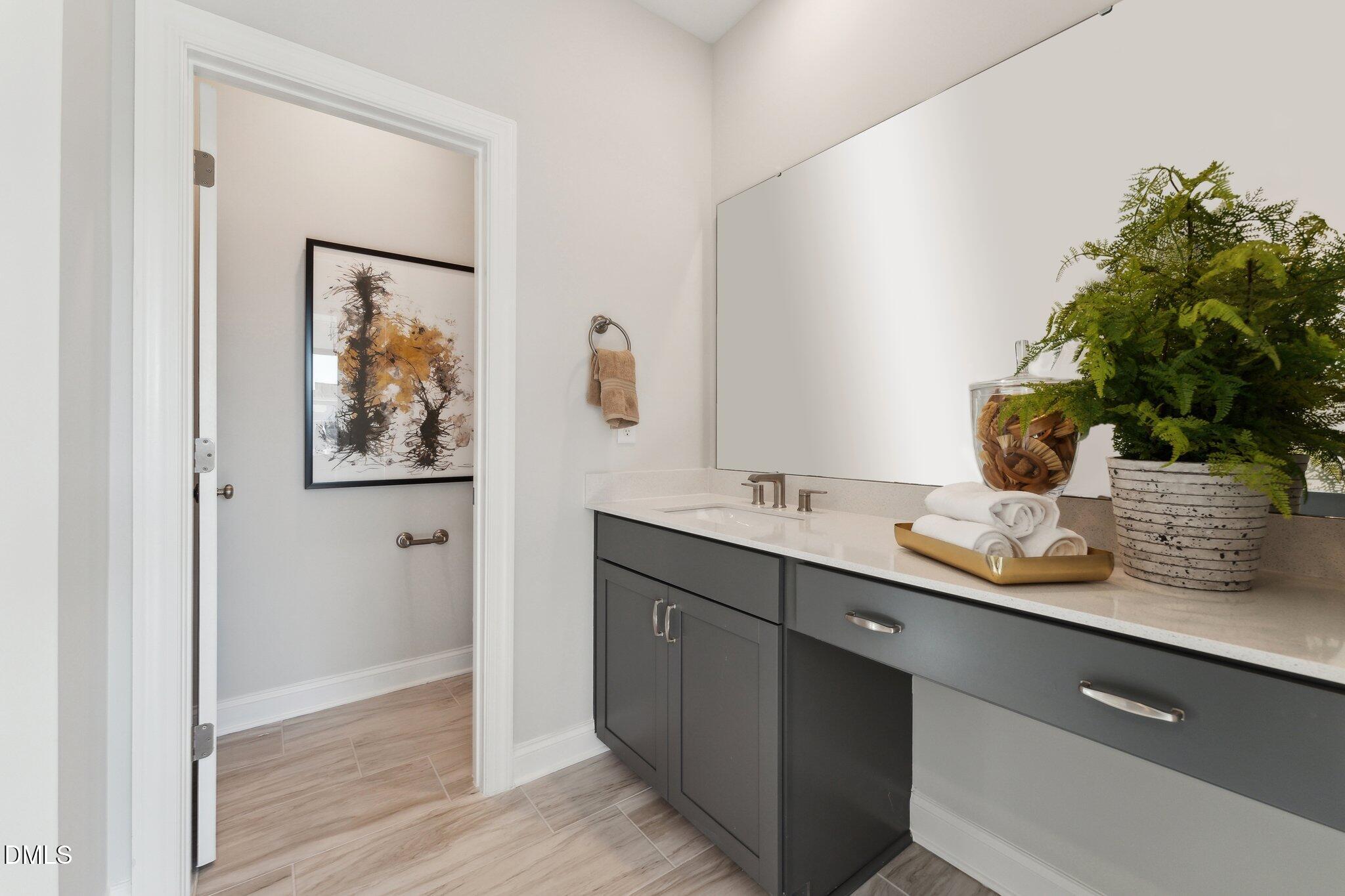 152 N White Street #200