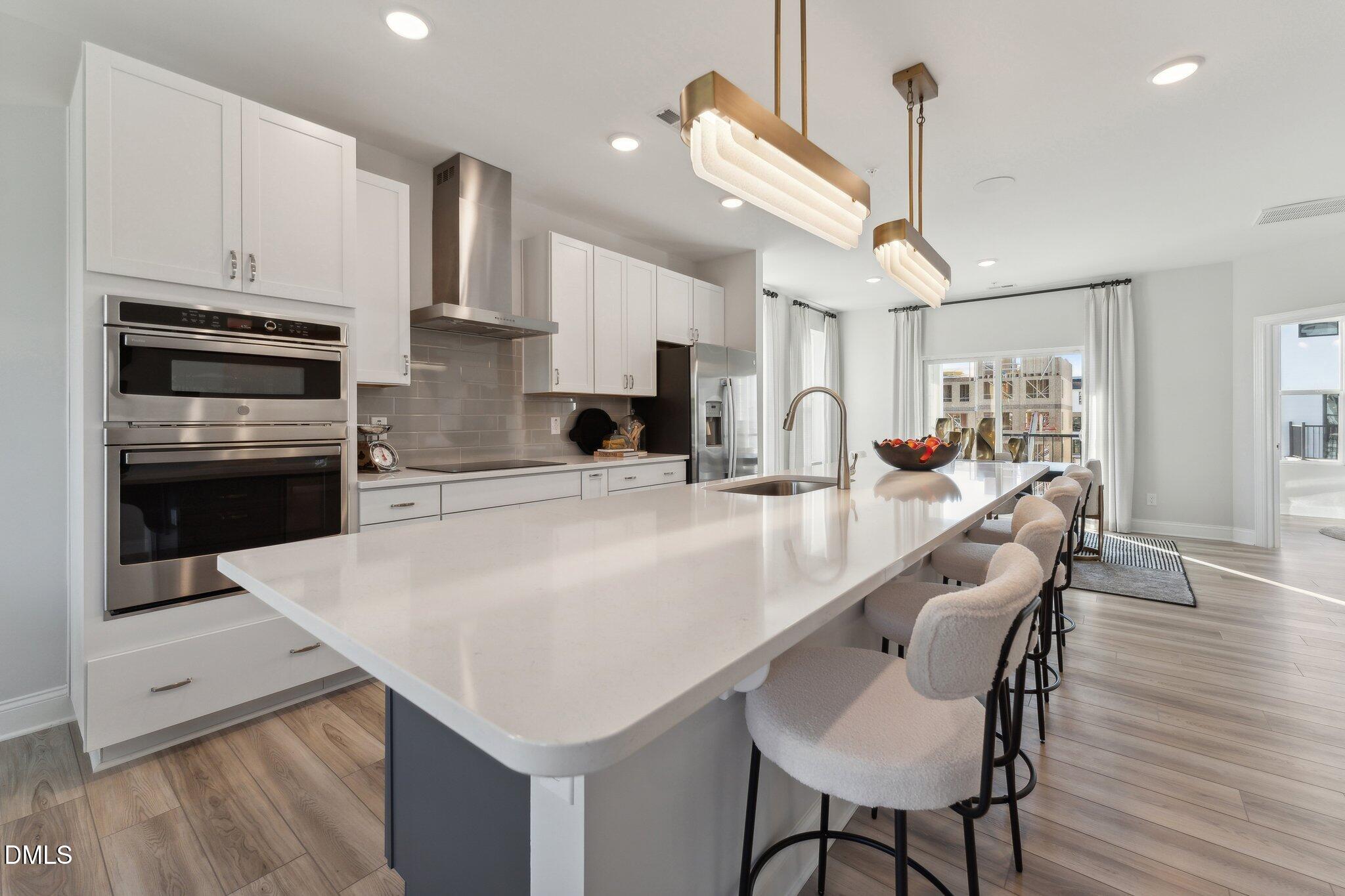 152 N White Street #200