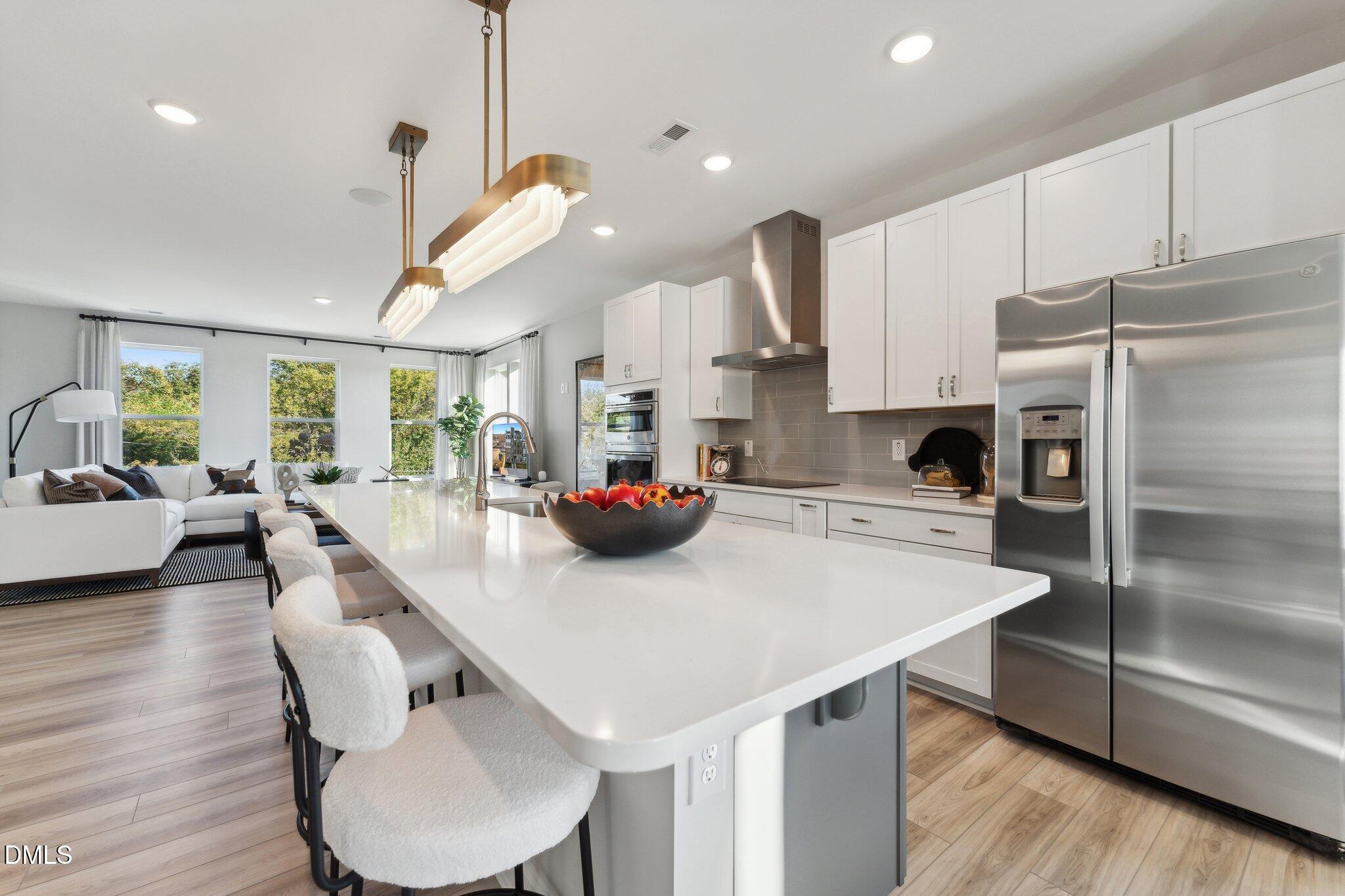 152 N White Street #200
