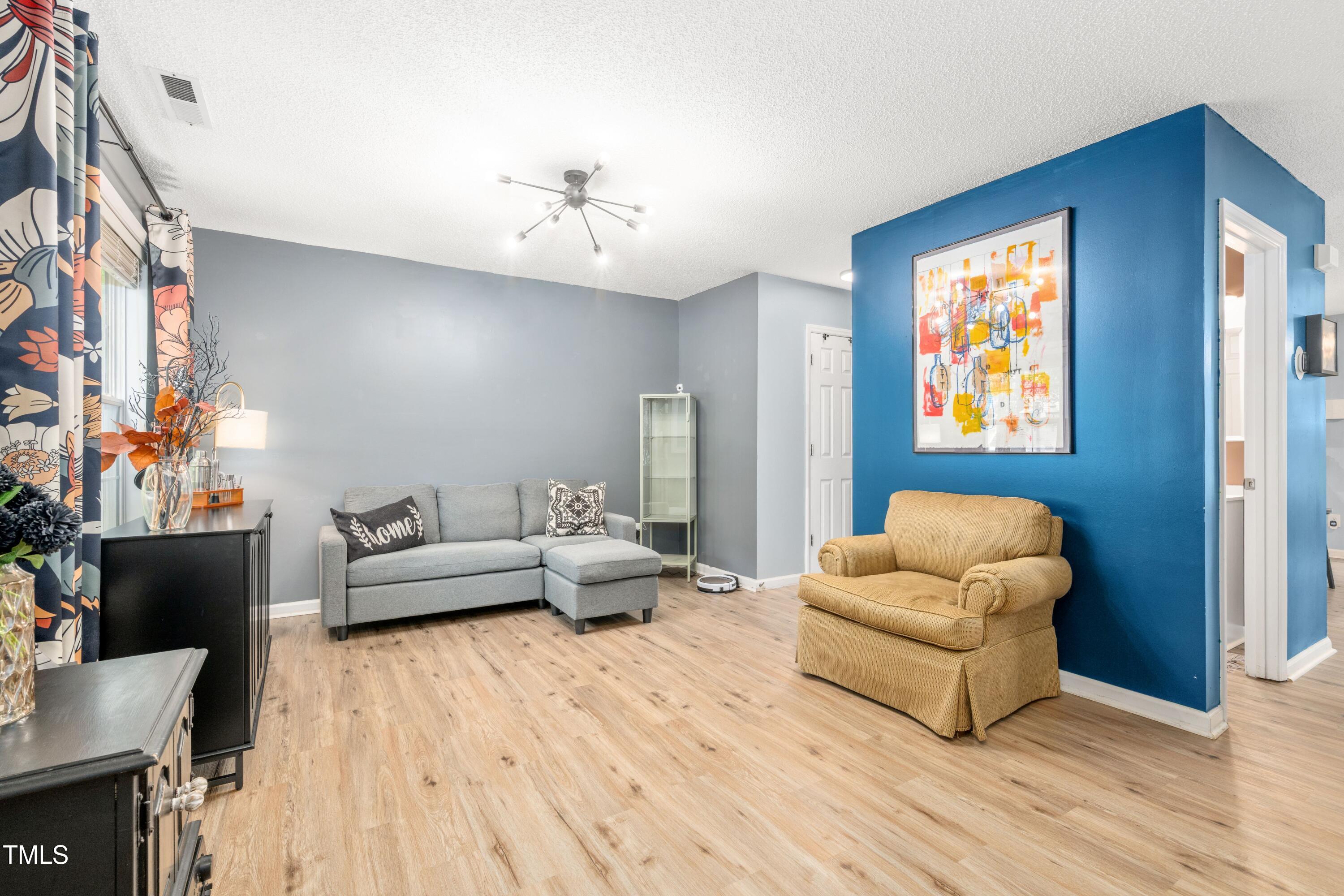 2808 Maple Ridge Drive