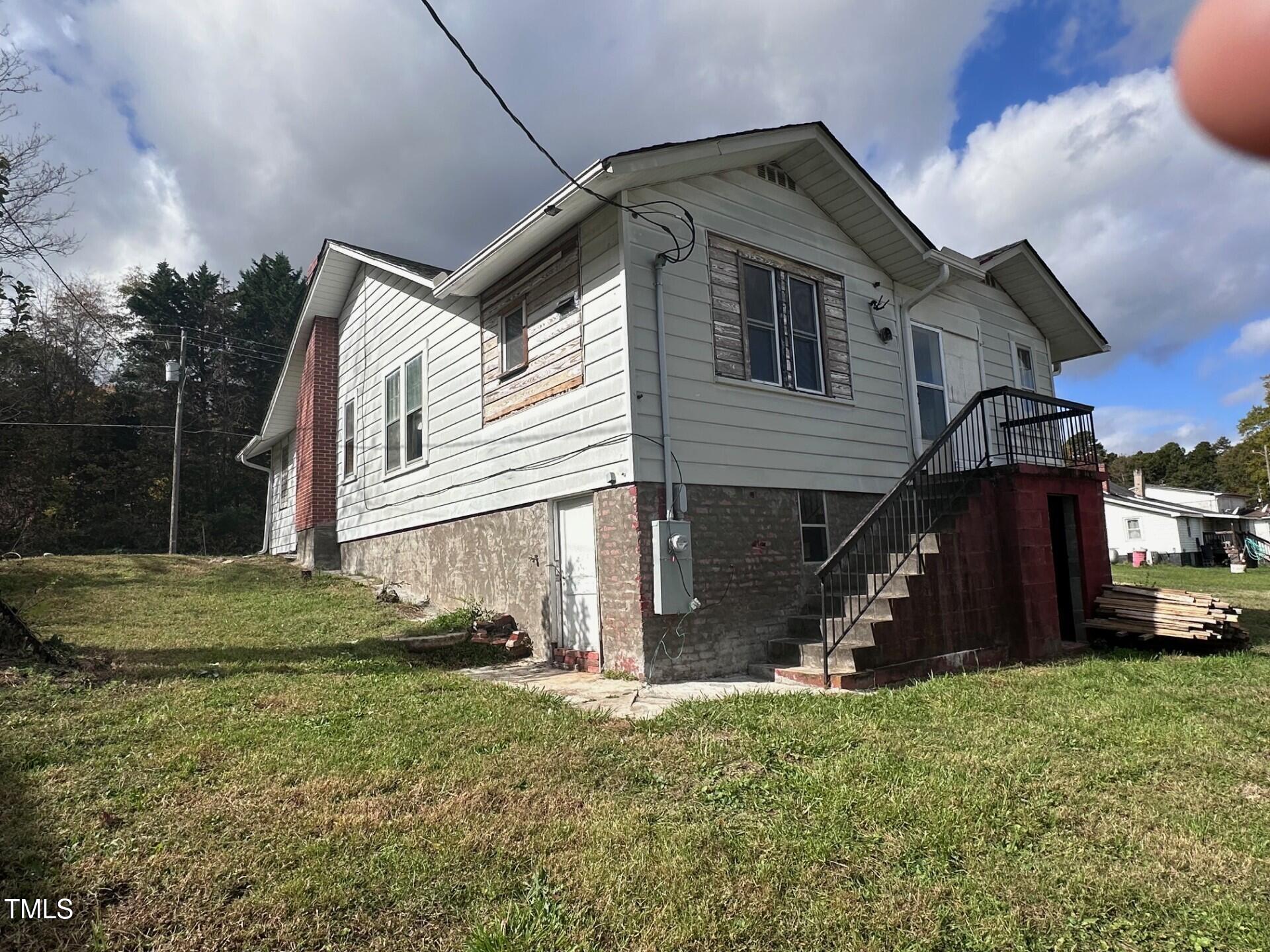180 Hooper Avenue