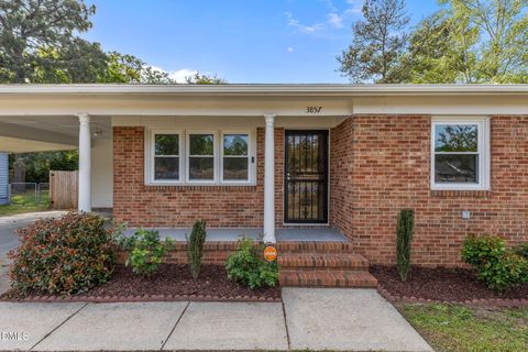 3857 Cumberland Road Fayetteville NC 28306