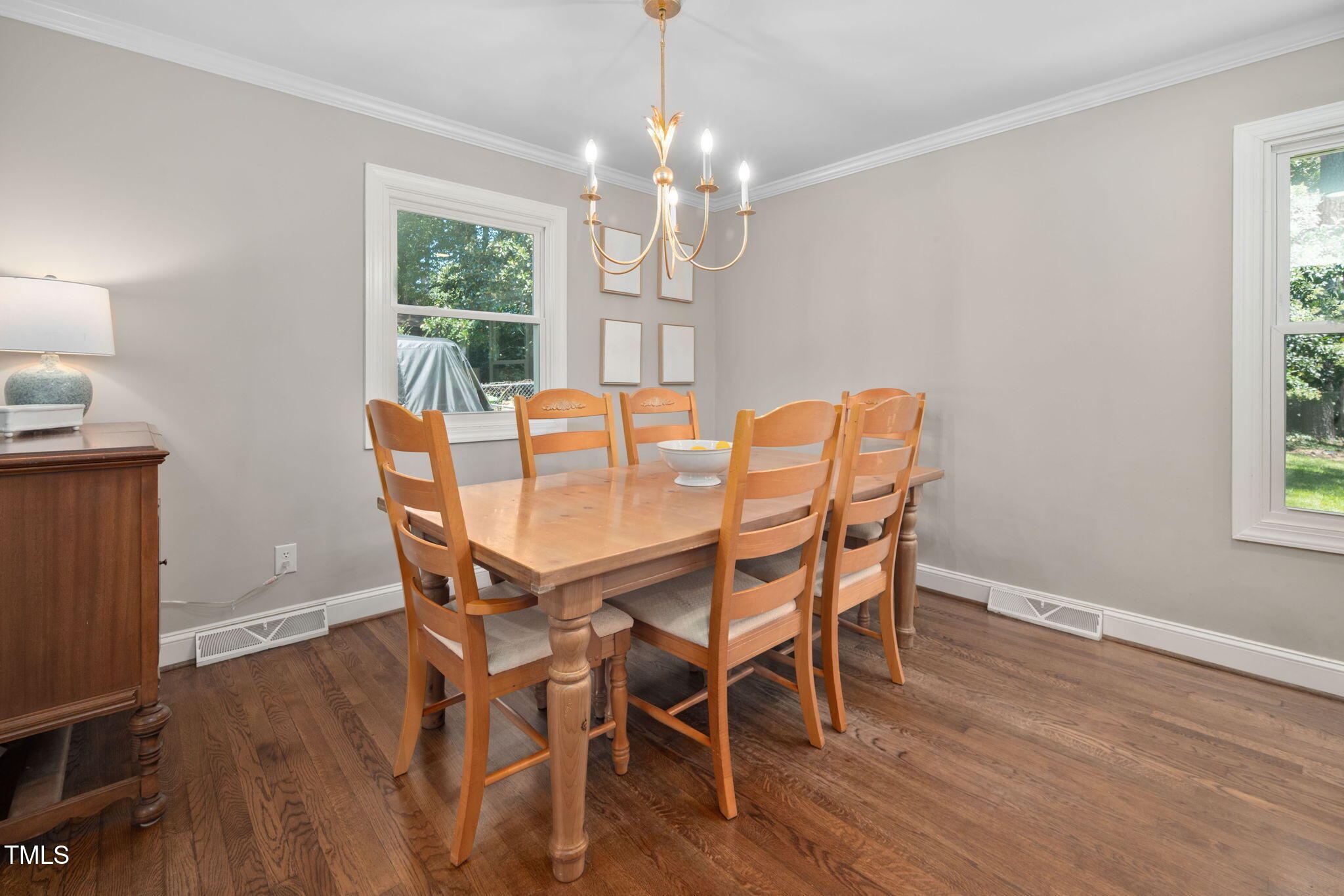 Raleigh, North Carolina 27609, United States, 4 Bedrooms Bedrooms, ,3 BathroomsBathrooms,Residential,Pending,203341