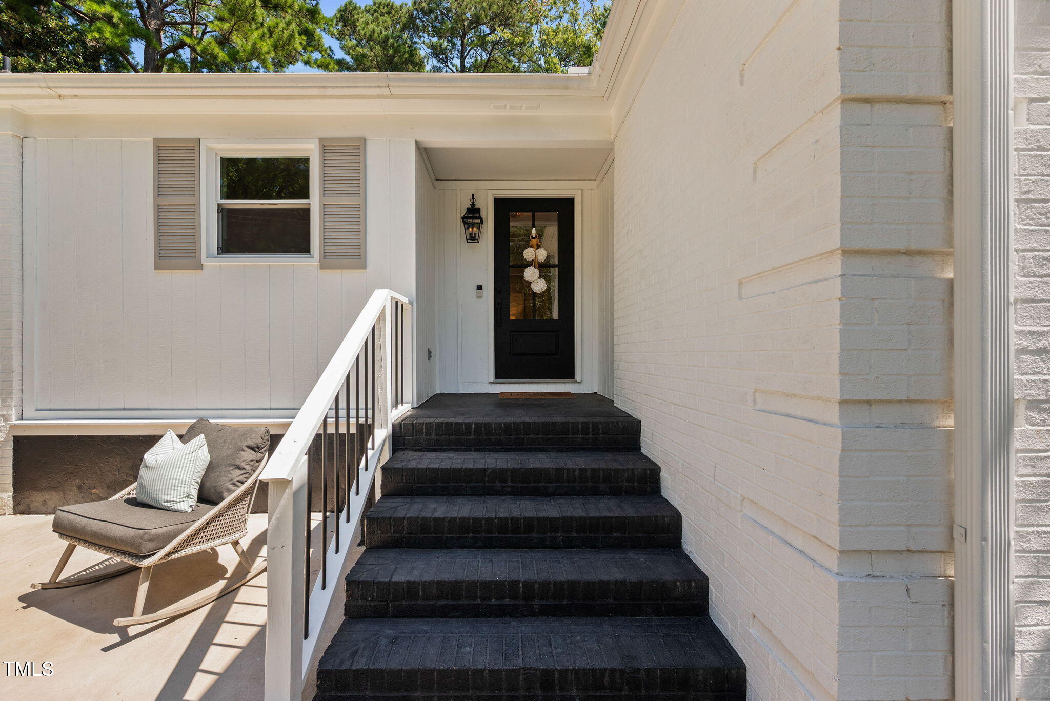 Raleigh, North Carolina 27609, United States, 4 Bedrooms Bedrooms, ,3 BathroomsBathrooms,Residential,Pending,203341