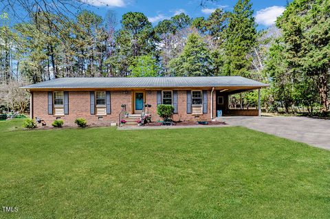 412 Winterlocken Drive Sanford NC 27330