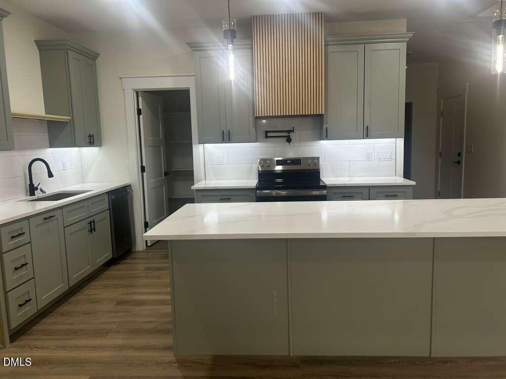 102 Horseman Dr. Drive