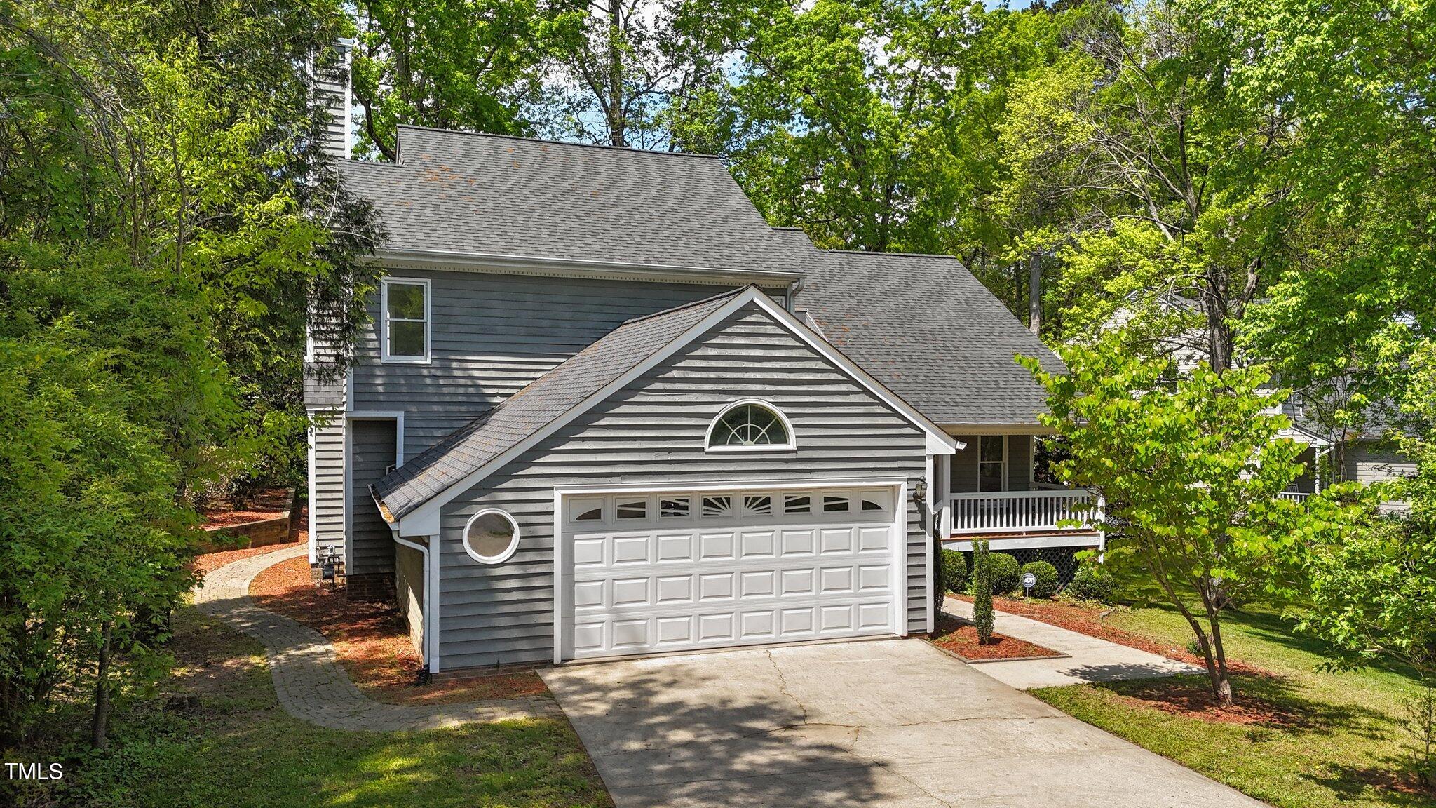 311 Arlington Ridge