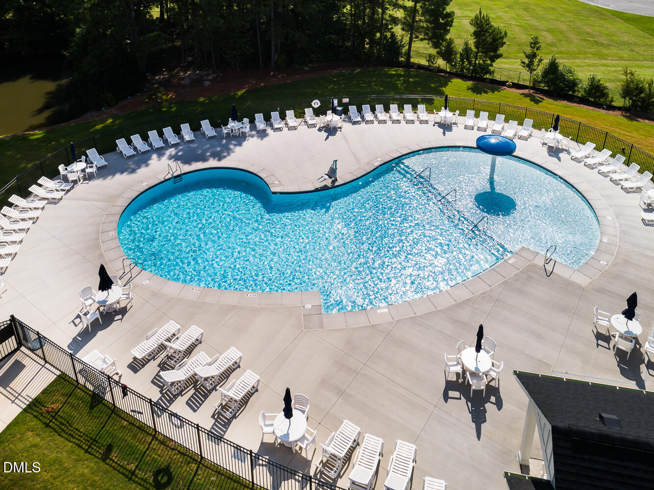 16 Serpens Drive 224