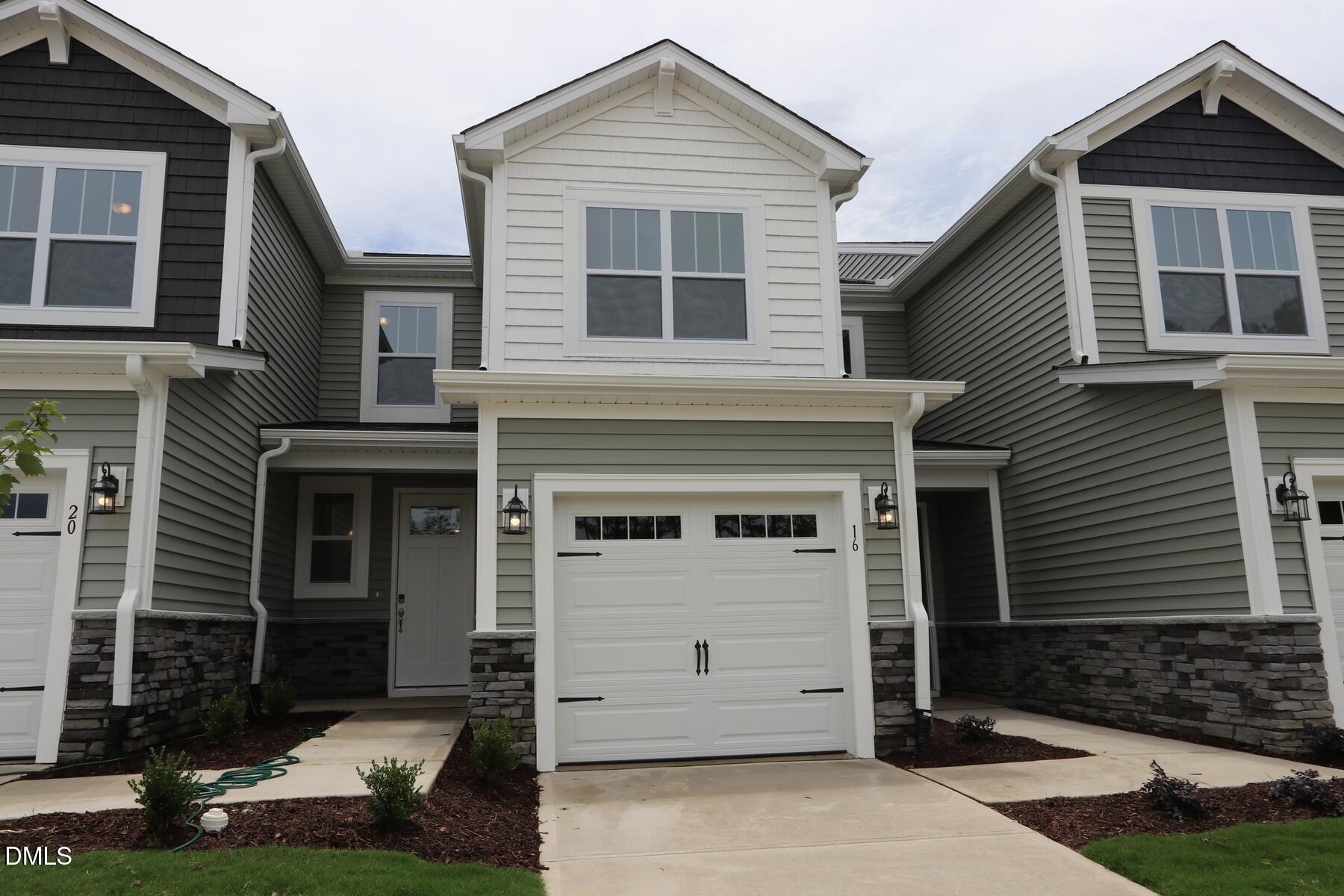 16 Serpens Drive 224