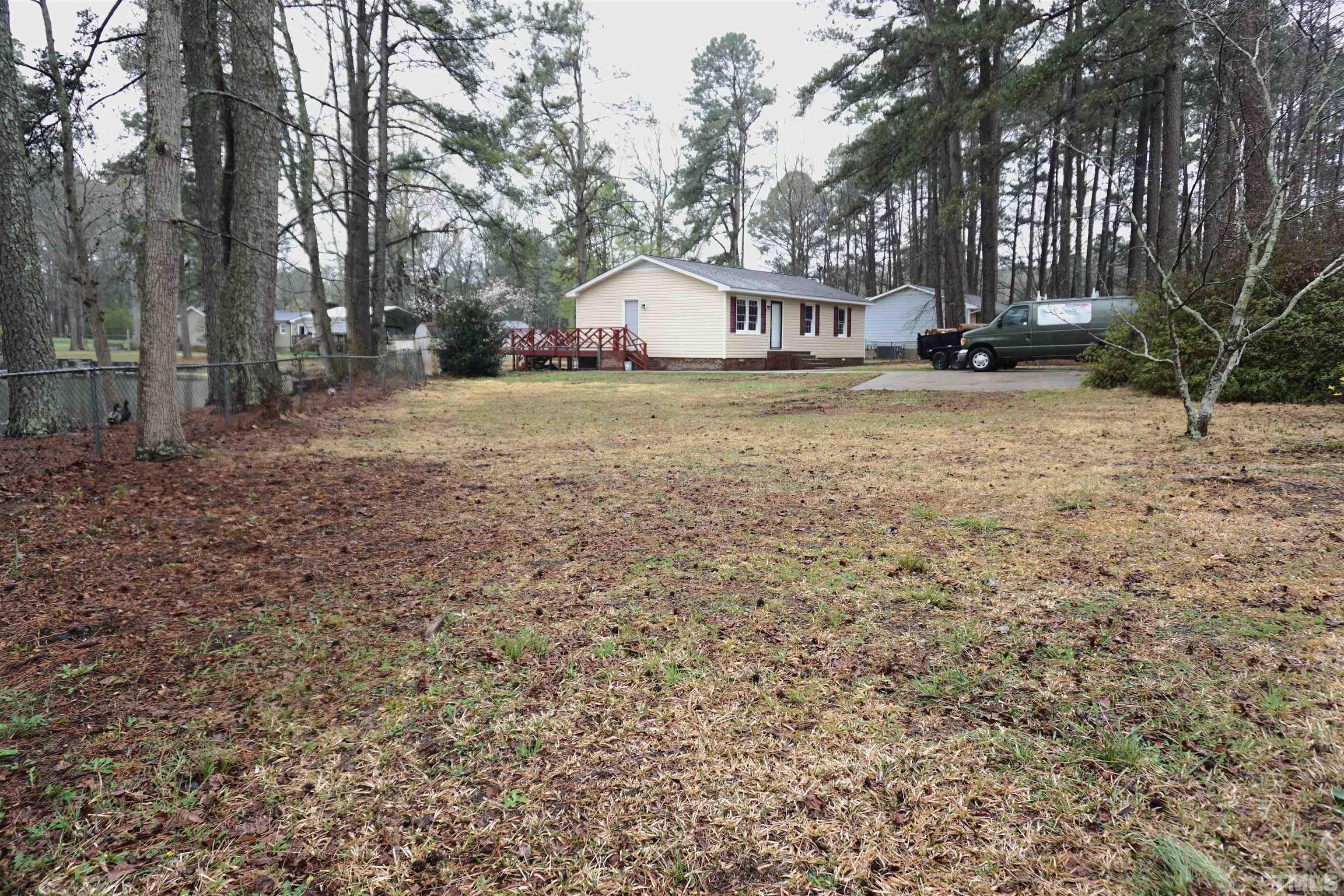 Photo 2 of 14 of 406 Quail Run Drive house