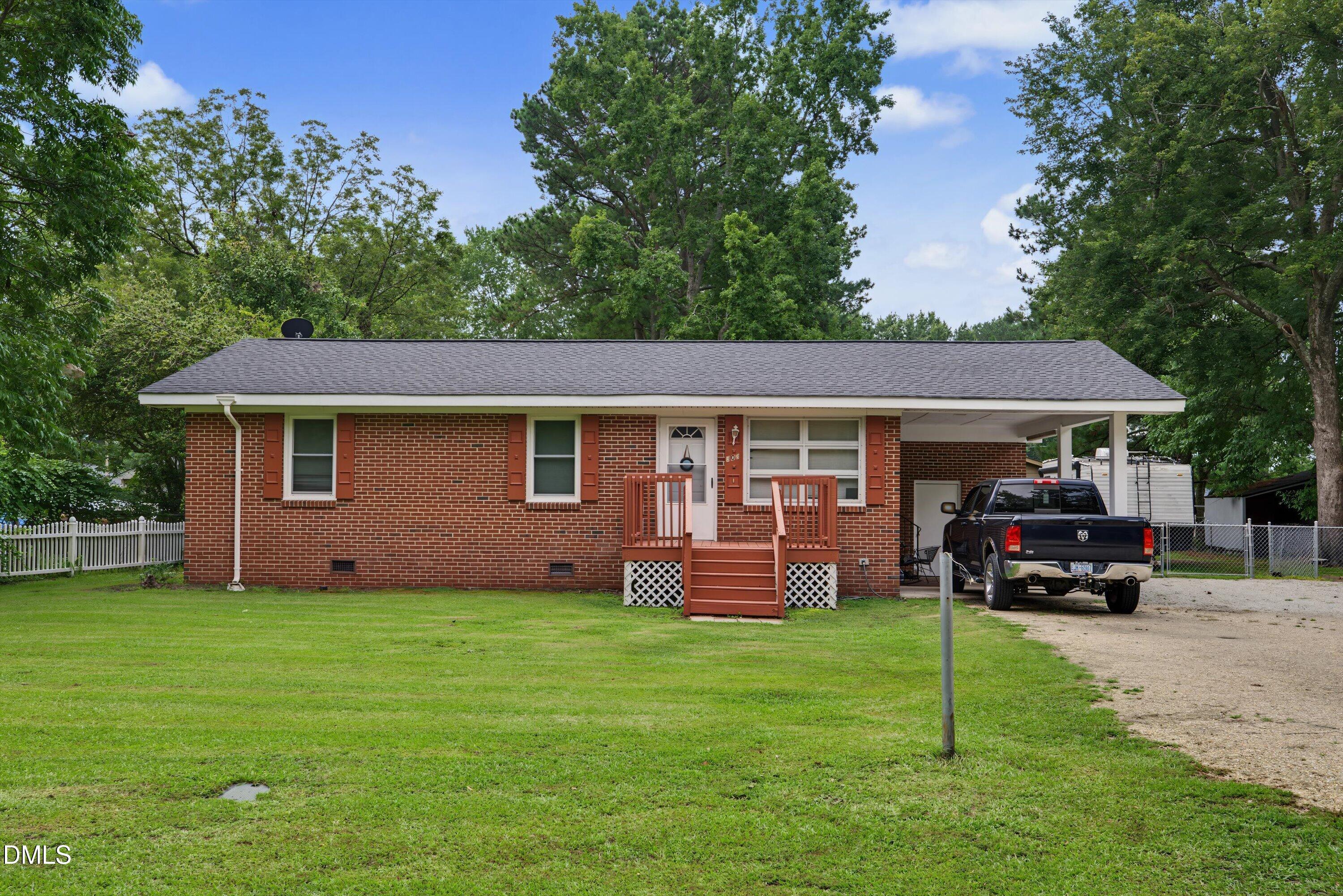 303 Shady Lane Drive, Smithfield, NC, 27577
