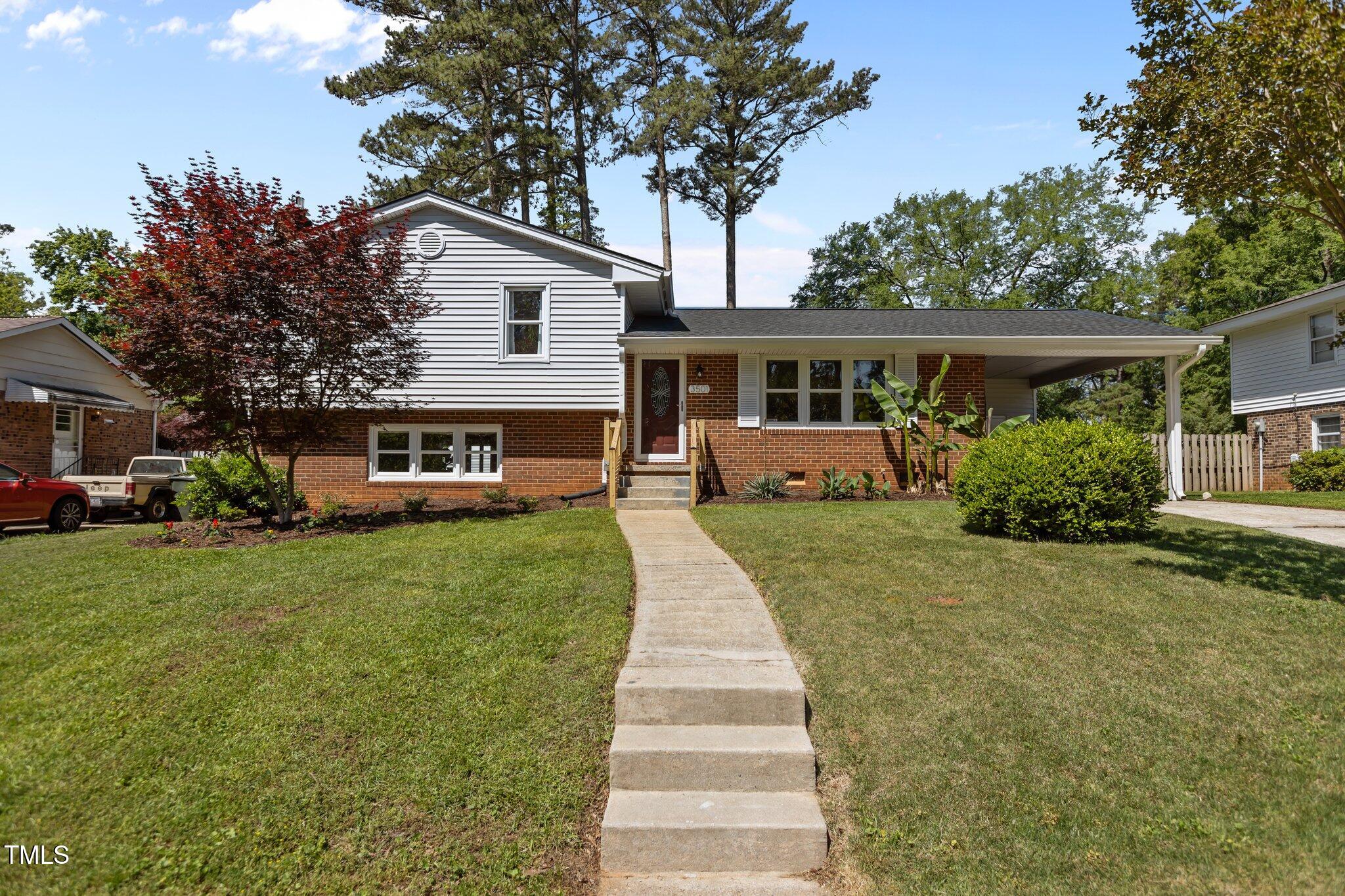 3501 Arrowwood Drive