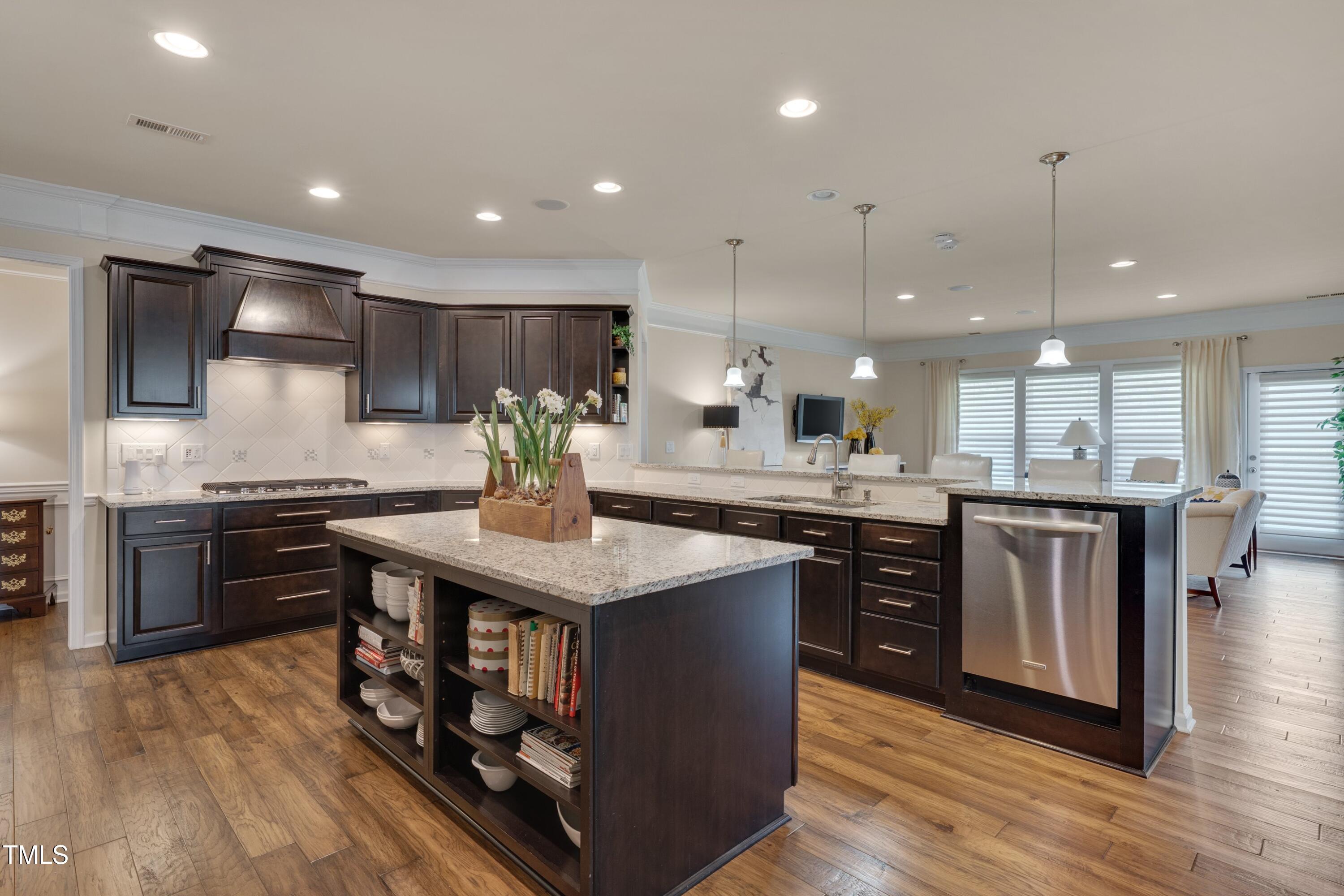 1120 Hooper Place