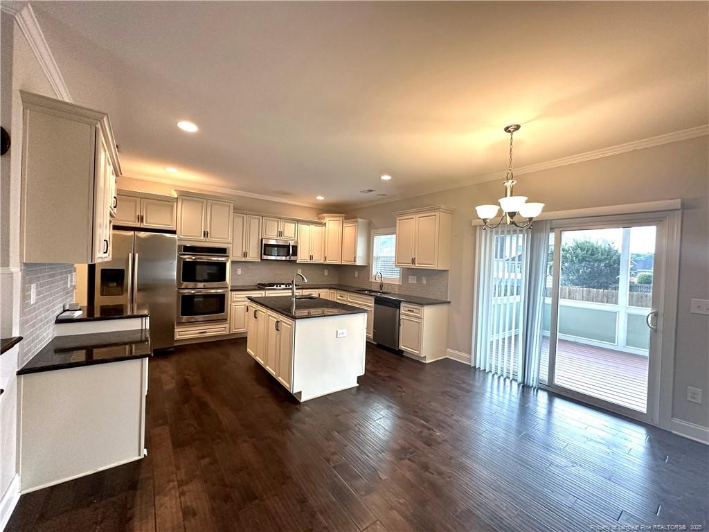 3014 Eaglecrest Lane