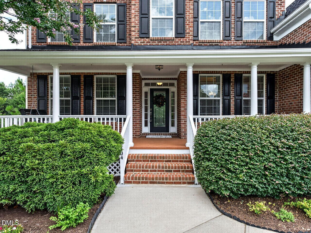 404 Crooked Pine Drive