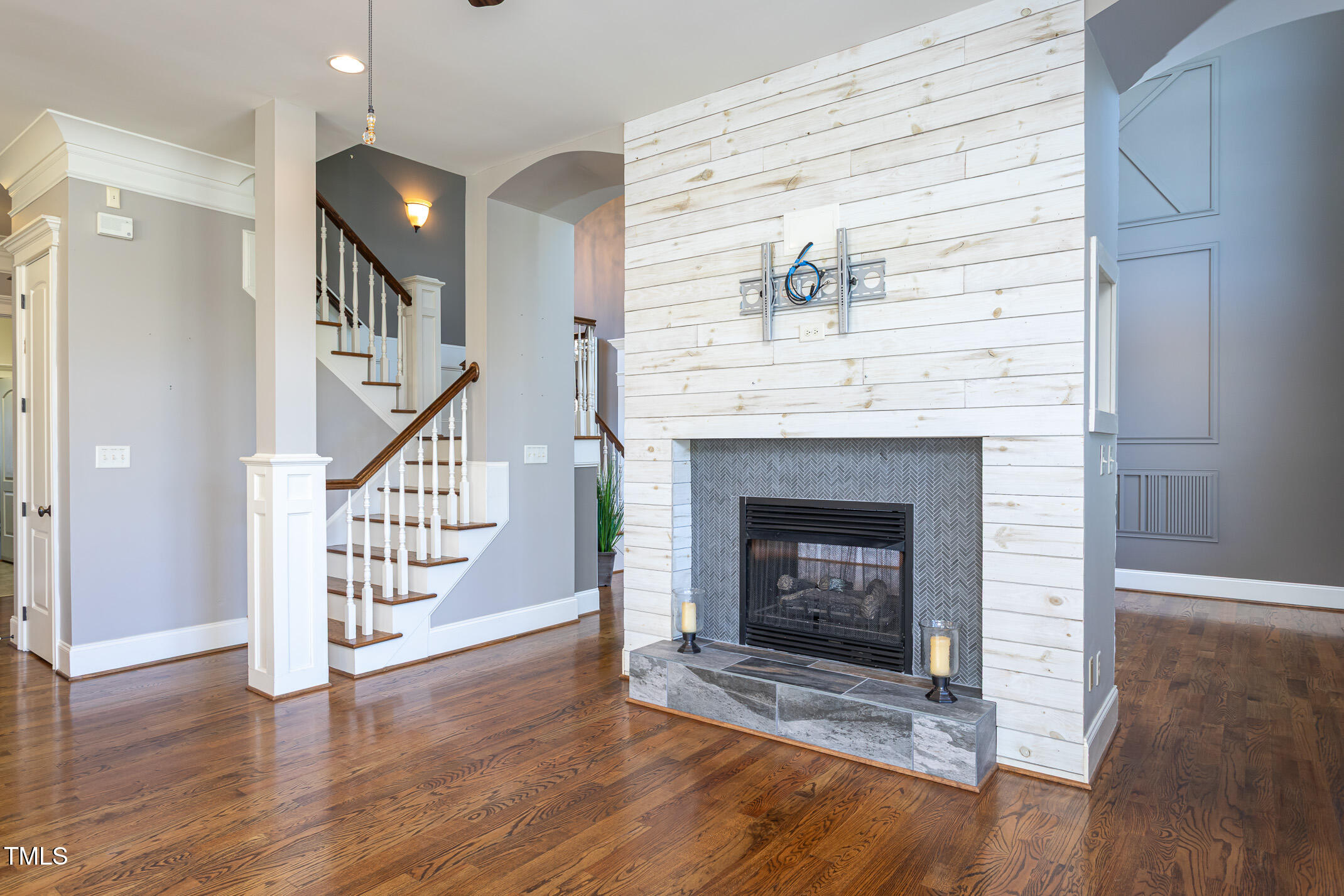 7001 Barham Hollow Drive