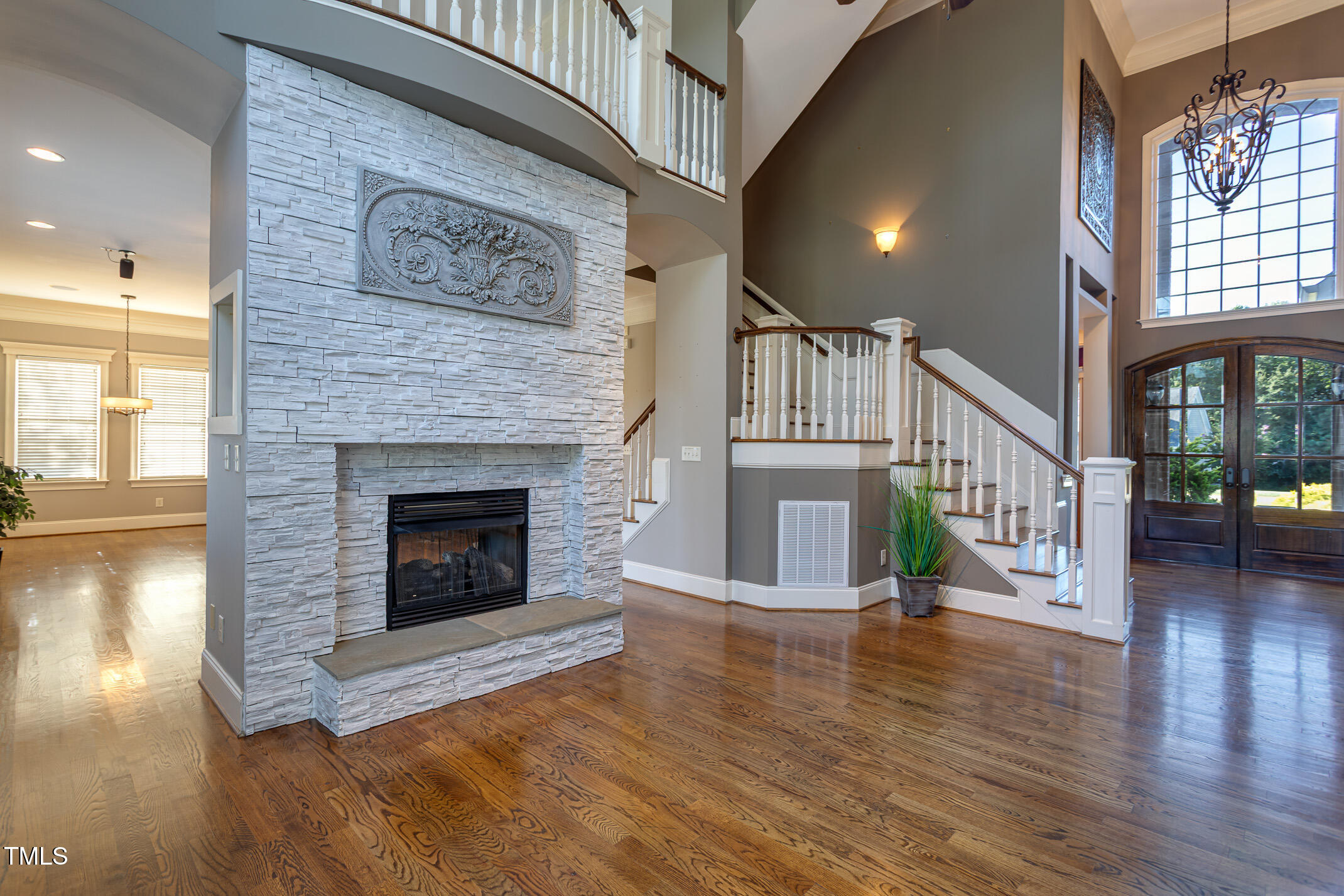 7001 Barham Hollow Drive