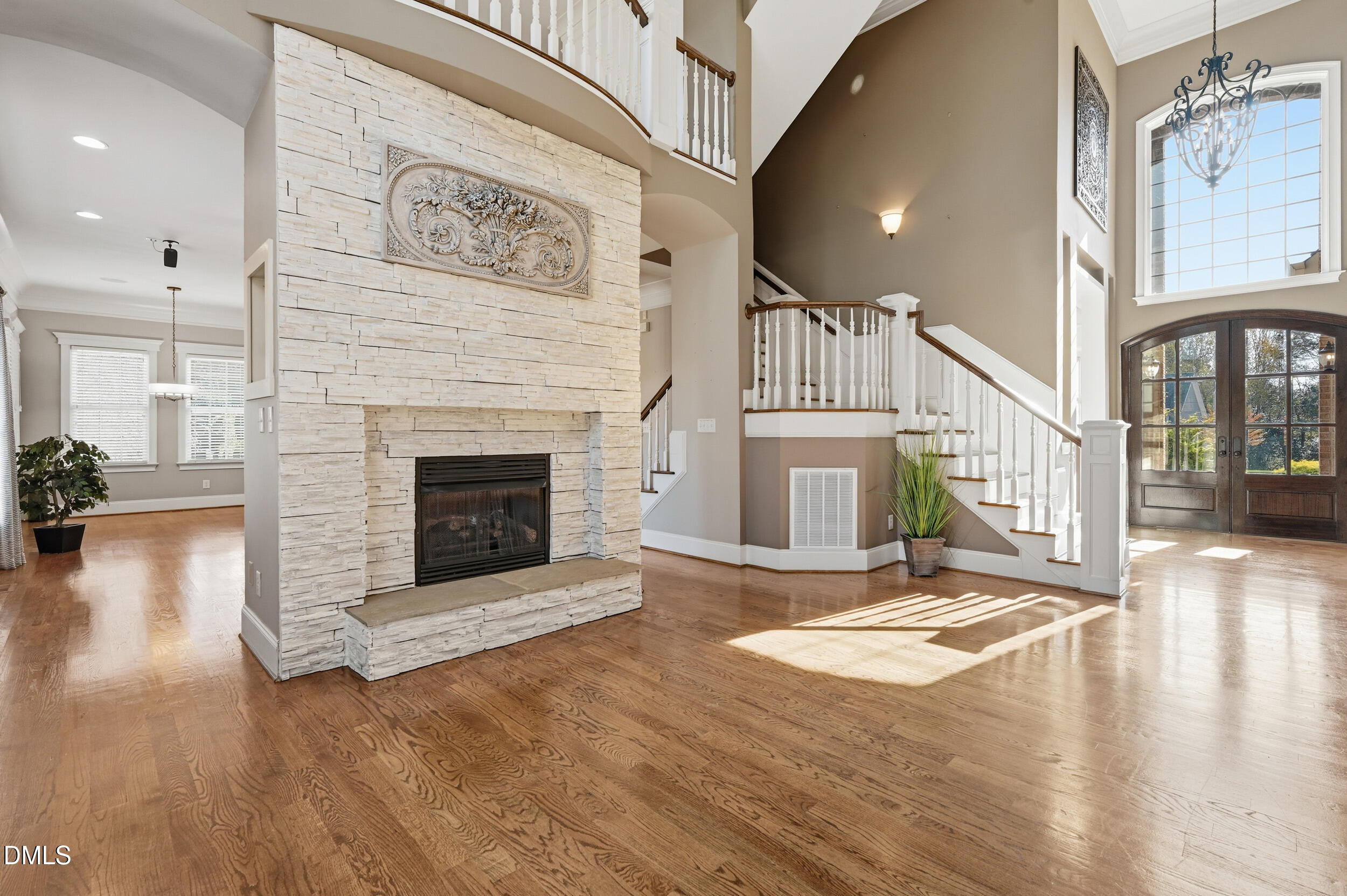 7001 Barham Hollow Drive