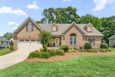 412 Whitt Avenue Burlington NC 27215