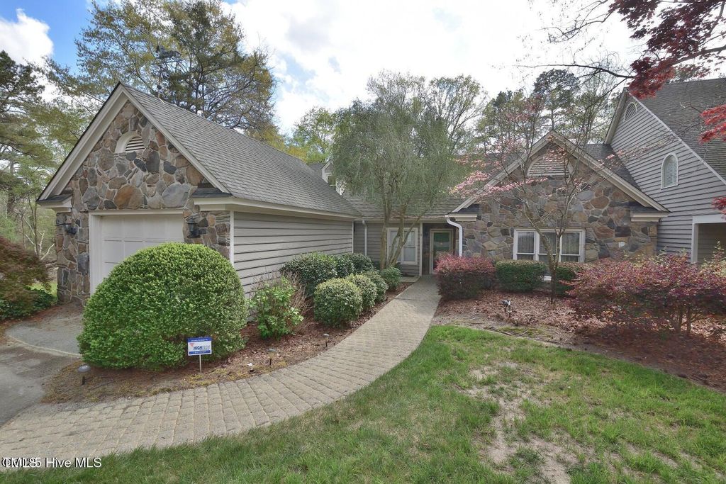 listing image 0