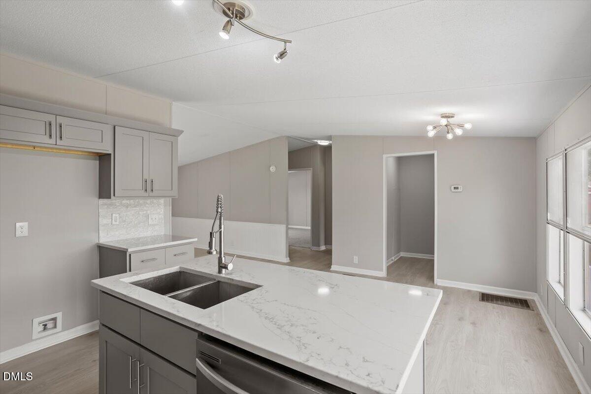105 Stone Glen Place