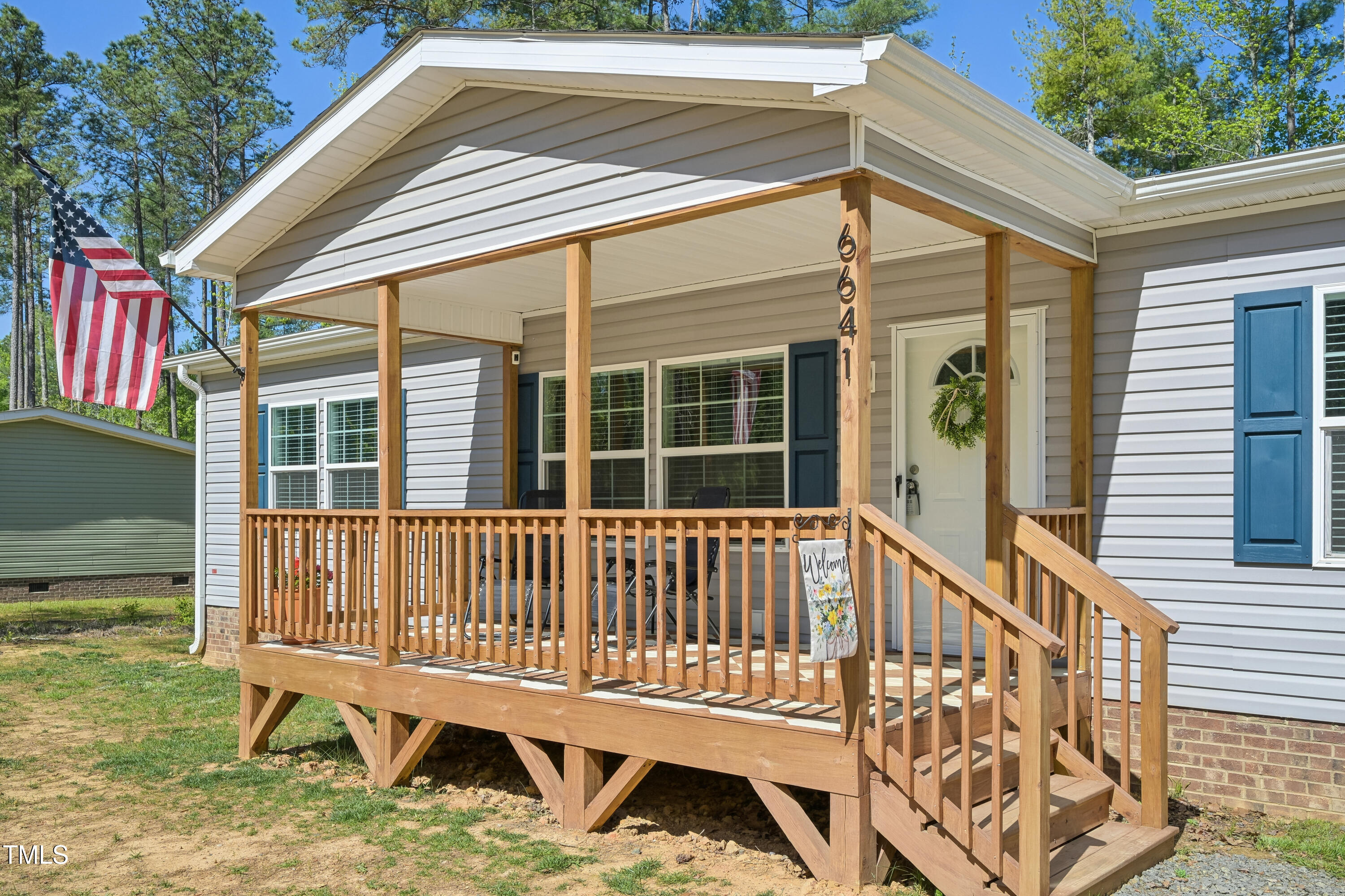 6641 Woodlawn Drive