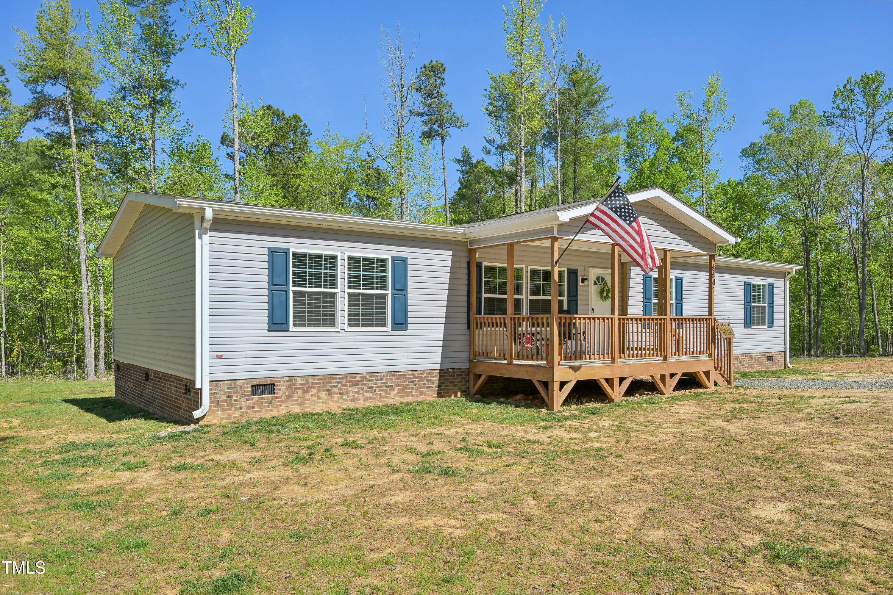 6641 Woodlawn Drive